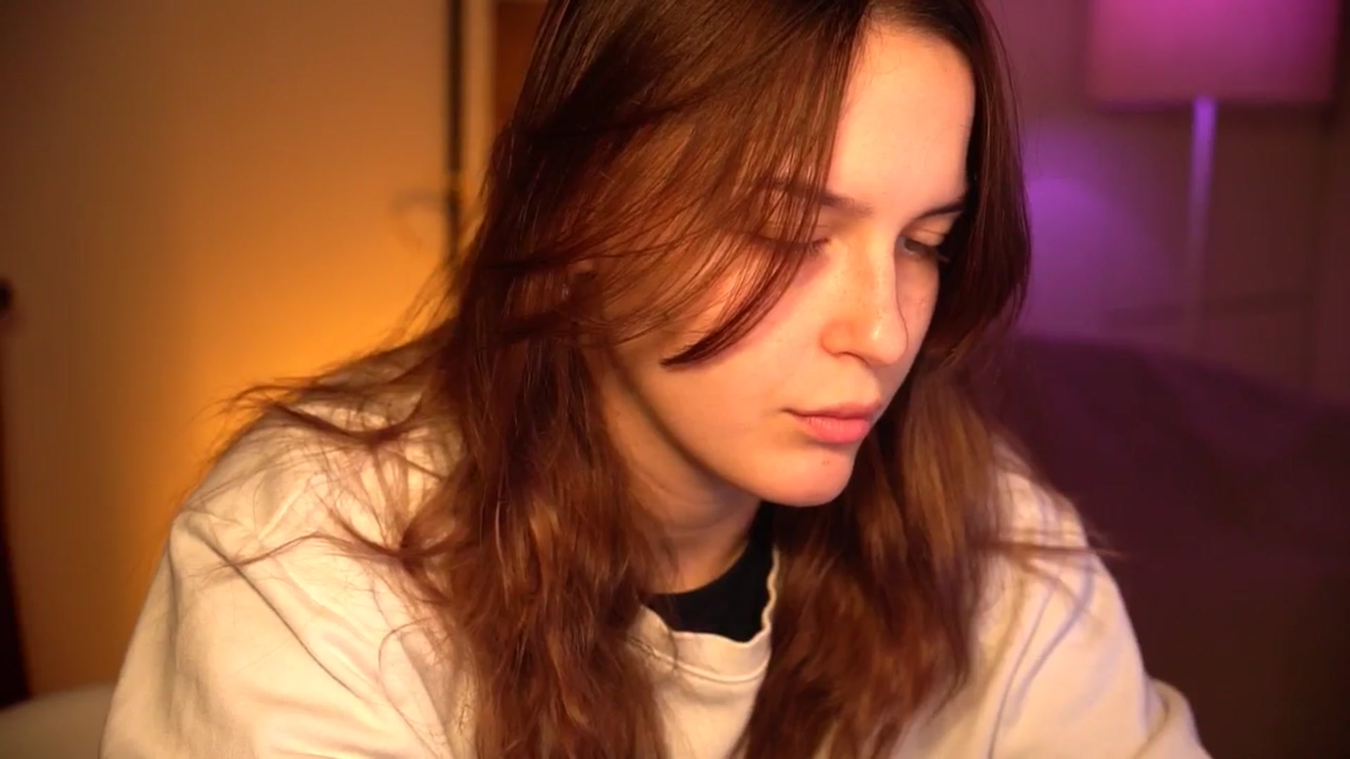 Gallery image thumbnail from sweetpulse_'s myfreecams stream on, 10/15/2024, 06:33 image 15 of 20