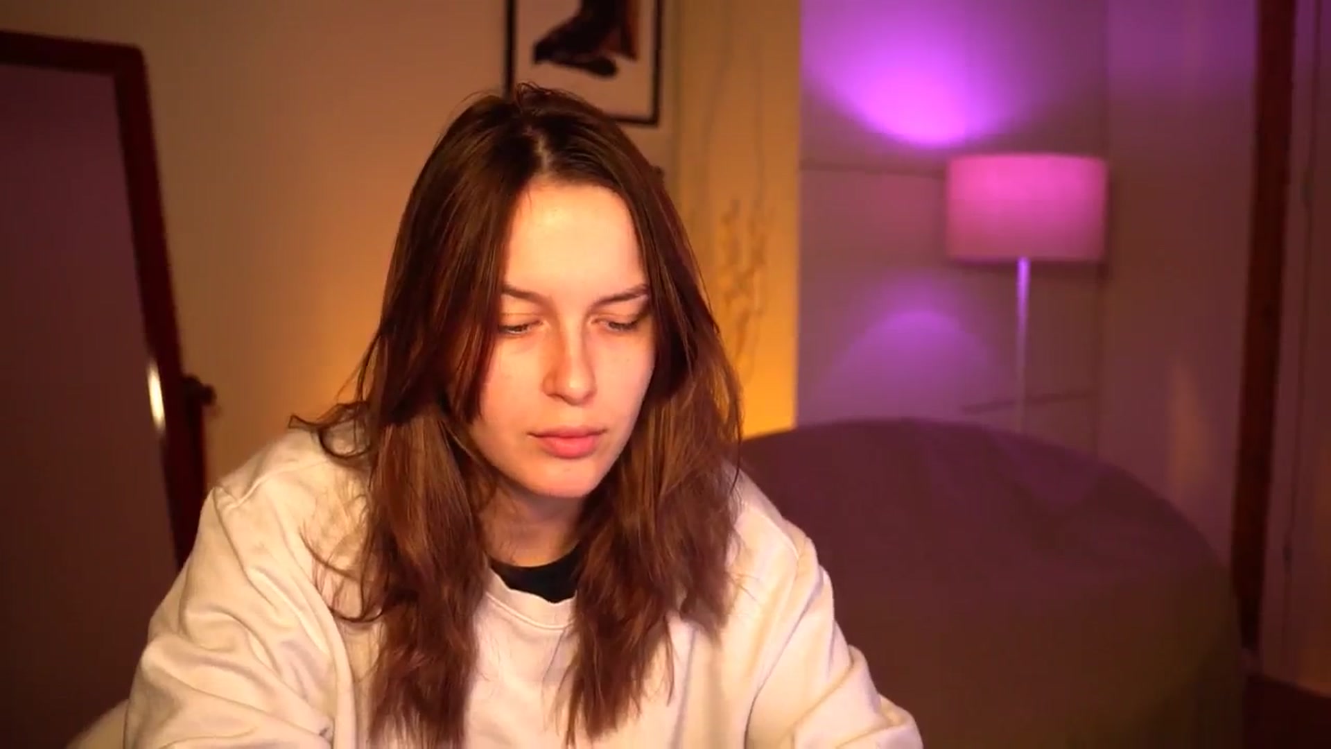 Gallery image thumbnail from sweetpulse_'s myfreecams stream on, 10/15/2024, 06:33 image 3 of 20