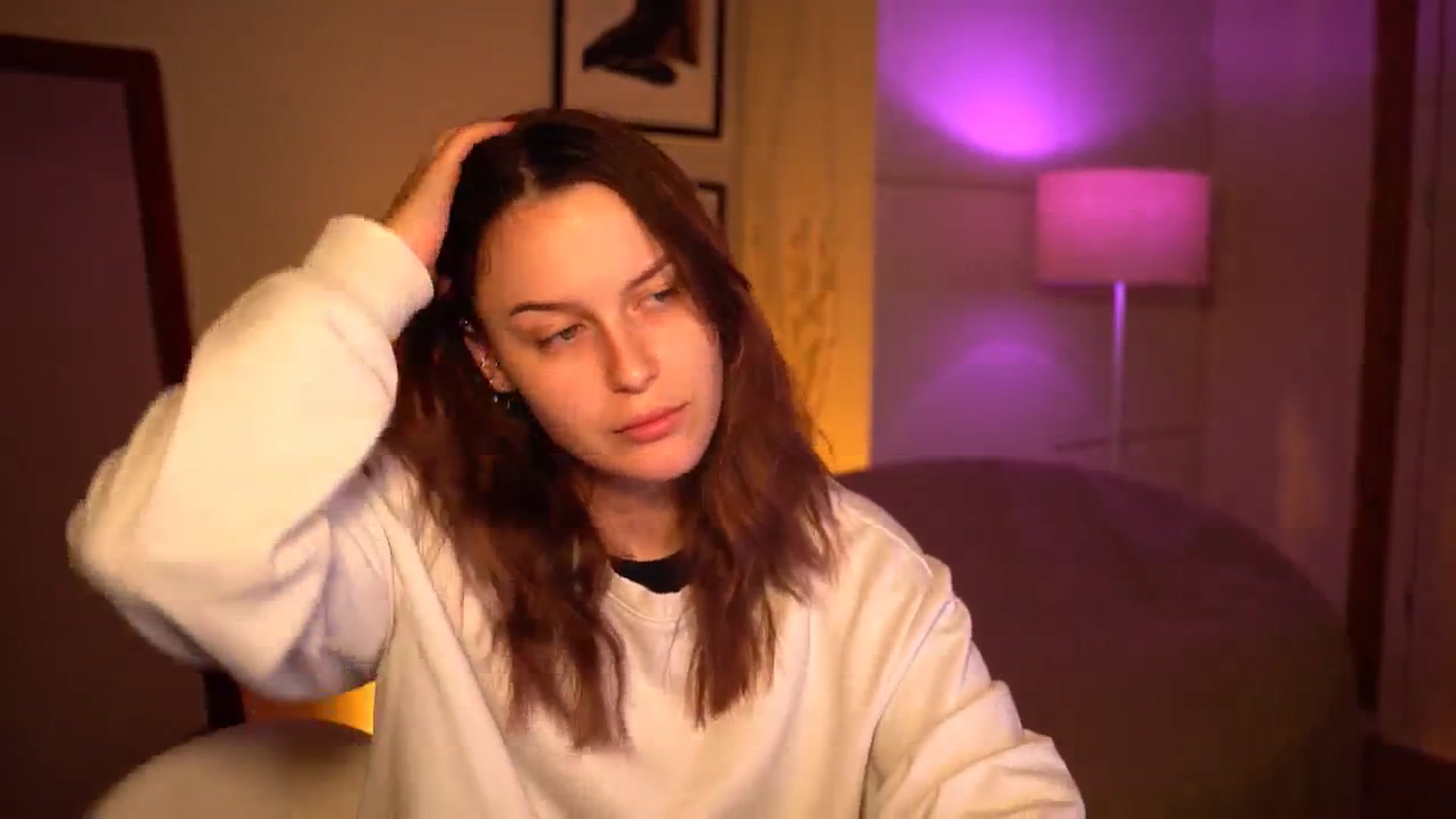 Gallery image thumbnail from sweetpulse_'s myfreecams stream on, 10/15/2024, 06:33 image 4 of 20