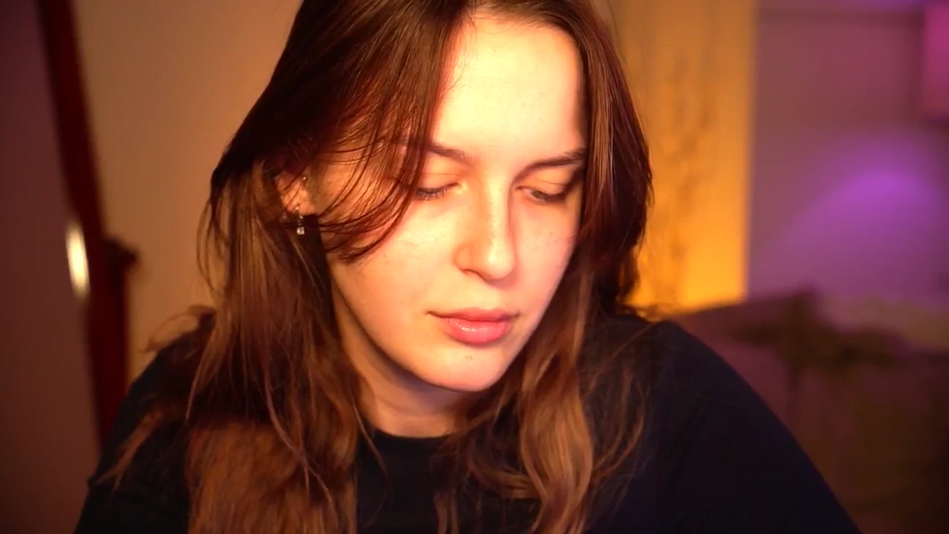 Gallery image thumbnail from sweetpulse_'s myfreecams stream on, 10/15/2024, 07:11 image 16 of 20