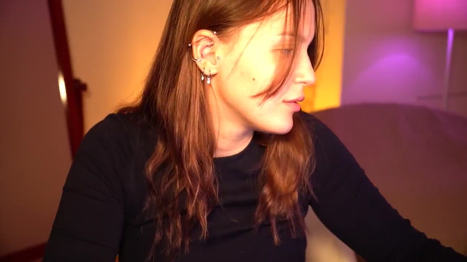 Gallery image thumbnail from sweetpulse_'s myfreecams stream on, 10/15/2024, 07:11 image 9 of 20