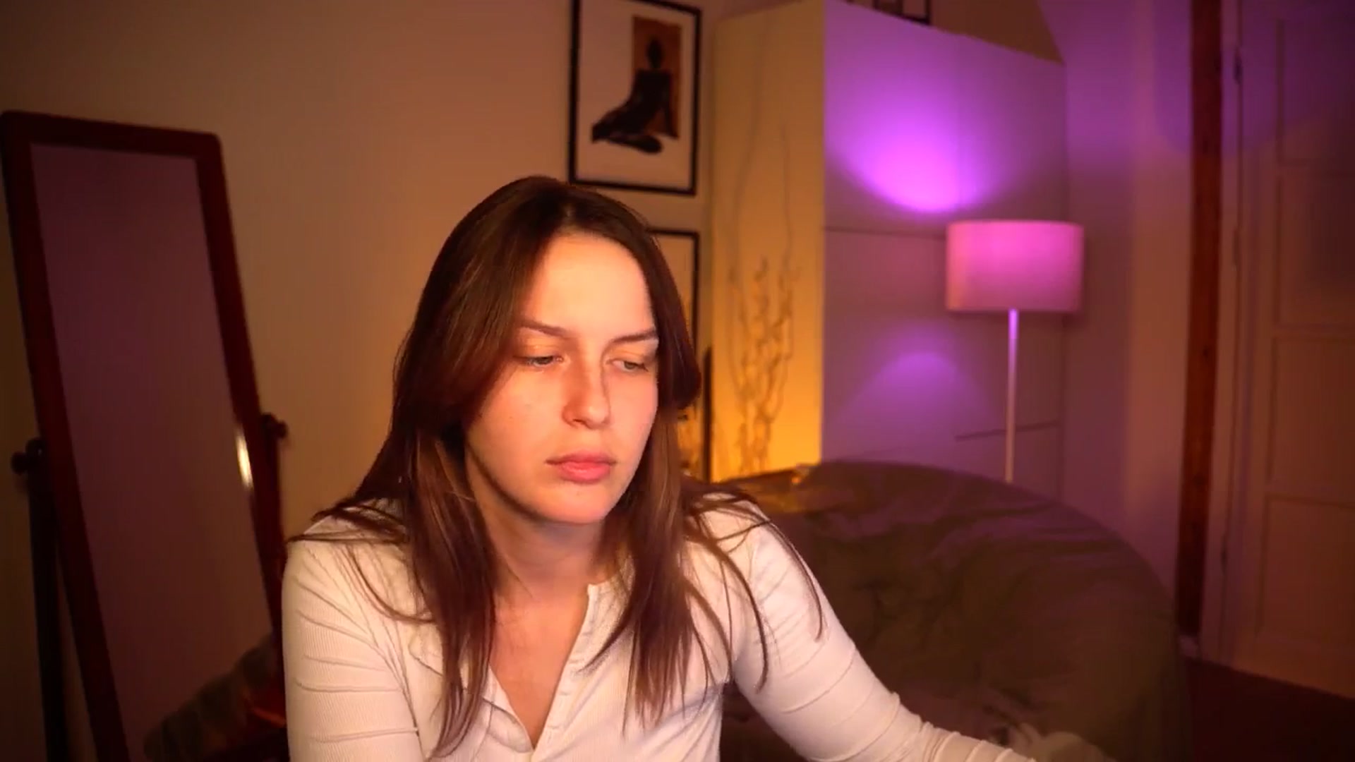 Gallery image thumbnail from sweetpulse_'s myfreecams stream on, 10/16/2024, 06:13 image 15 of 20