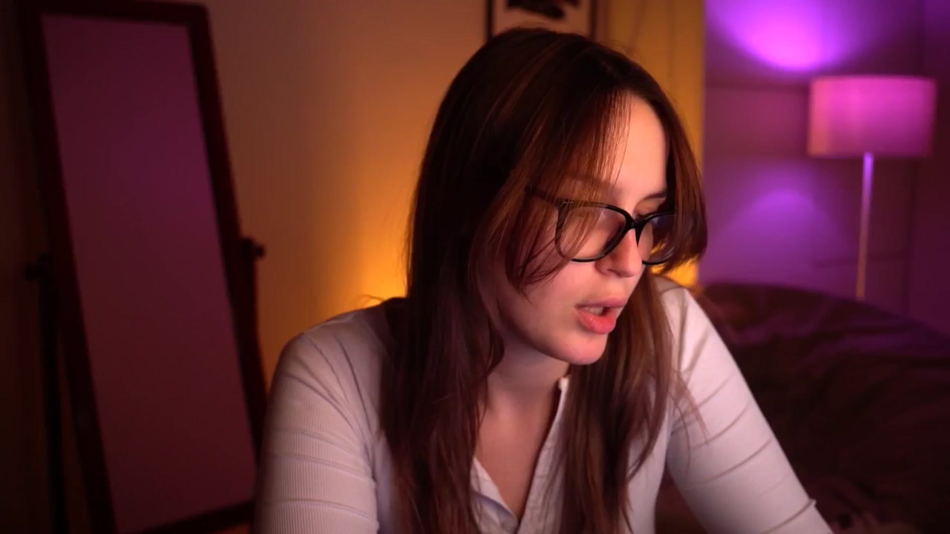 Gallery image thumbnail from sweetpulse_'s myfreecams stream on, 10/16/2024, 08:57 image 9 of 20