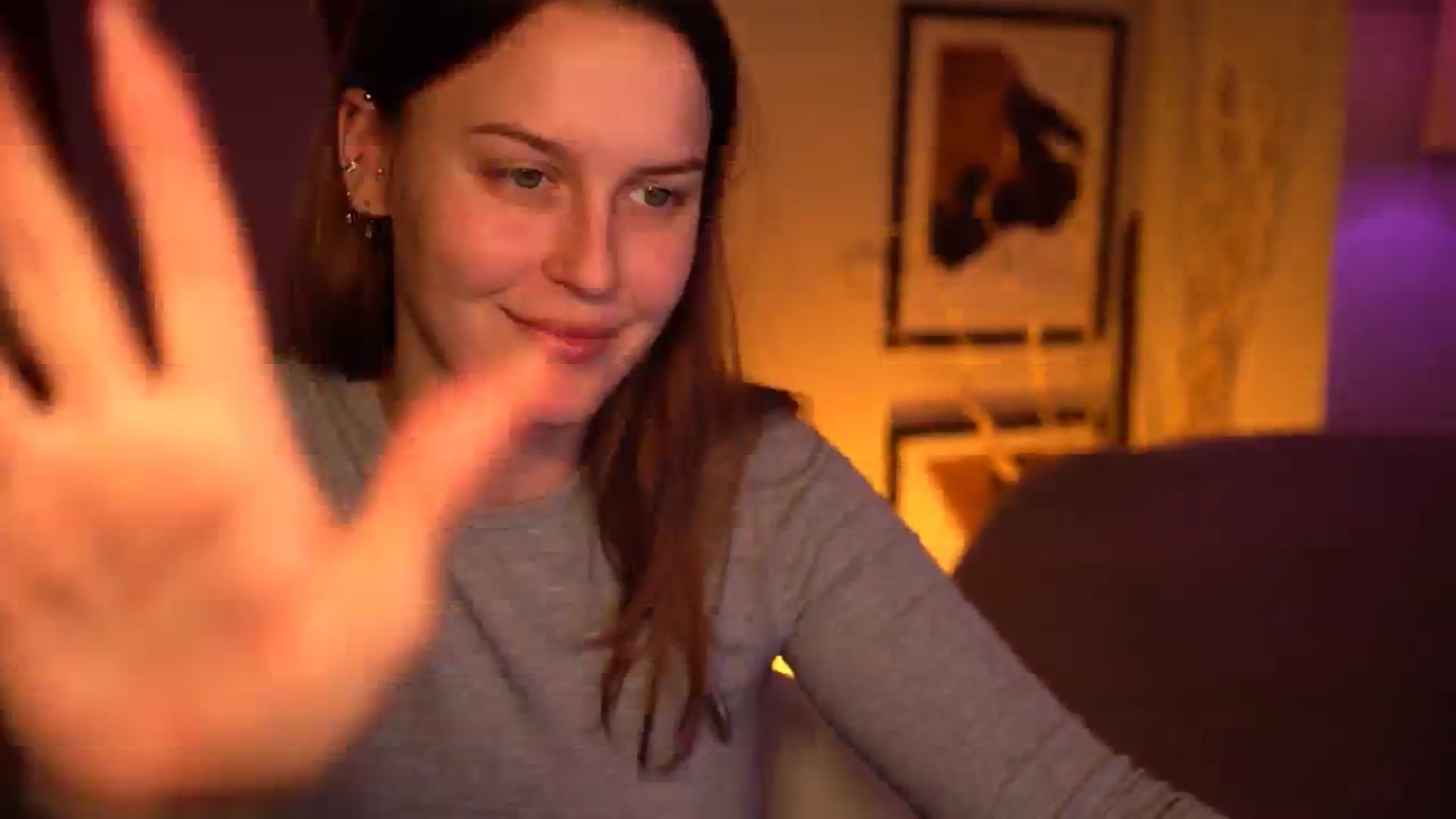 Gallery image thumbnail from sweetpulse_'s myfreecams stream on, 10/18/2024, 07:49 image 16 of 20