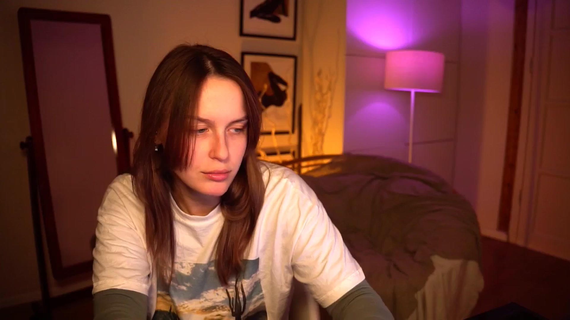Gallery image thumbnail from sweetpulse_'s myfreecams stream on, 10/19/2024, 08:43 image 20 of 20