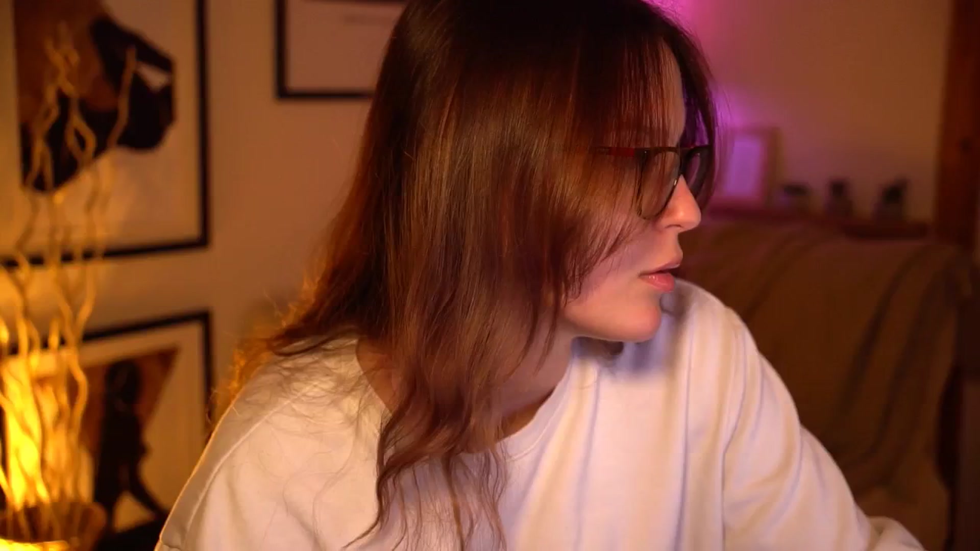 Gallery image thumbnail from sweetpulse_'s myfreecams stream on, 10/22/2024, 07:44 image 12 of 20