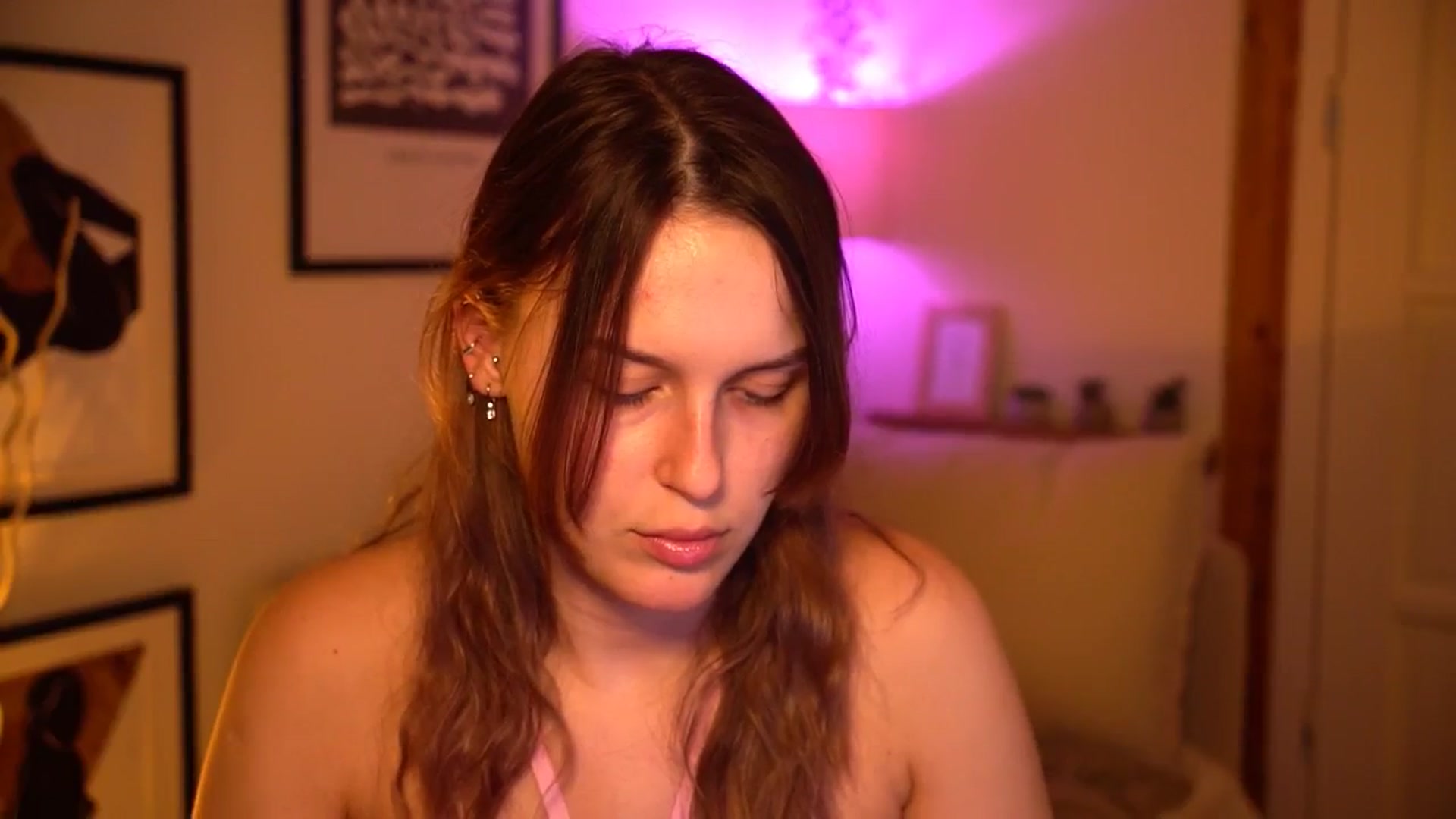 Gallery image thumbnail from sweetpulse_'s myfreecams stream on, 10/22/2024, 09:50 image 2 of 20