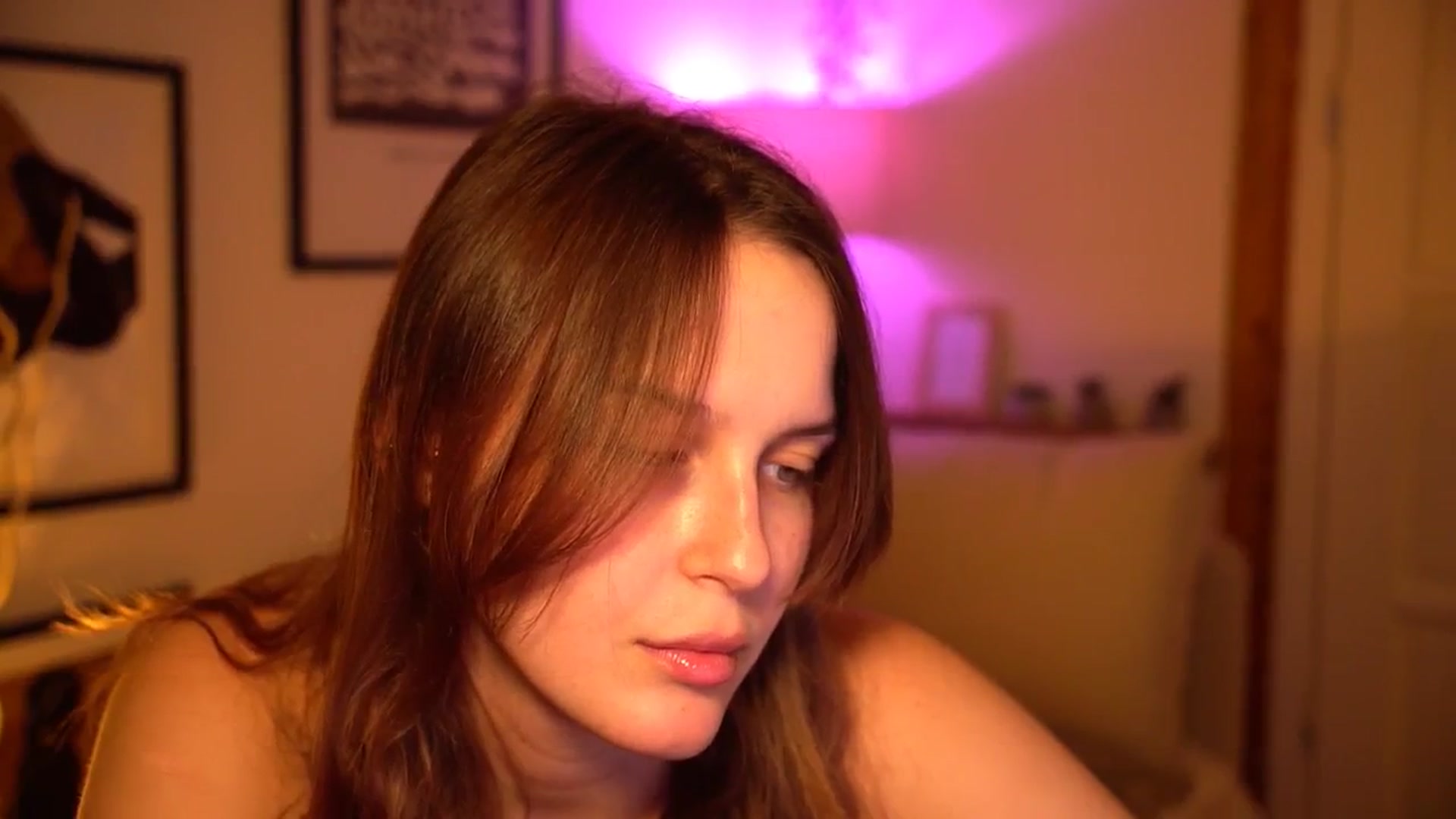 Gallery image thumbnail from sweetpulse_'s myfreecams stream on, 10/22/2024, 09:50 image 4 of 20