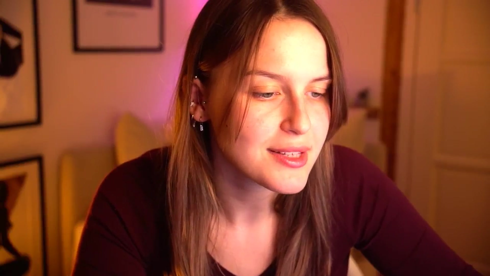 Gallery image thumbnail from sweetpulse_'s myfreecams stream on, 10/25/2024, 06:49 image 13 of 20