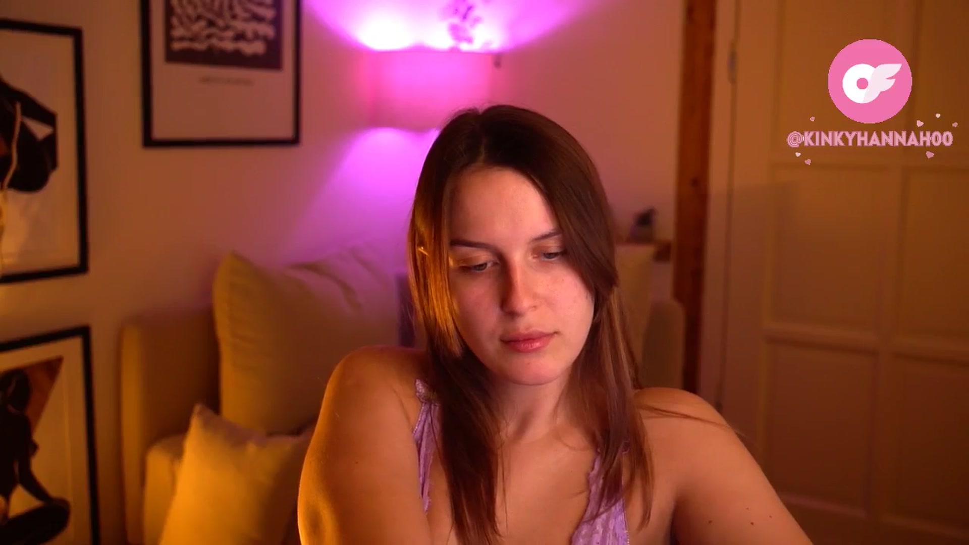 Gallery image thumbnail from sweetpulse_'s myfreecams stream on, 10/25/2024, 08:32 image 12 of 20