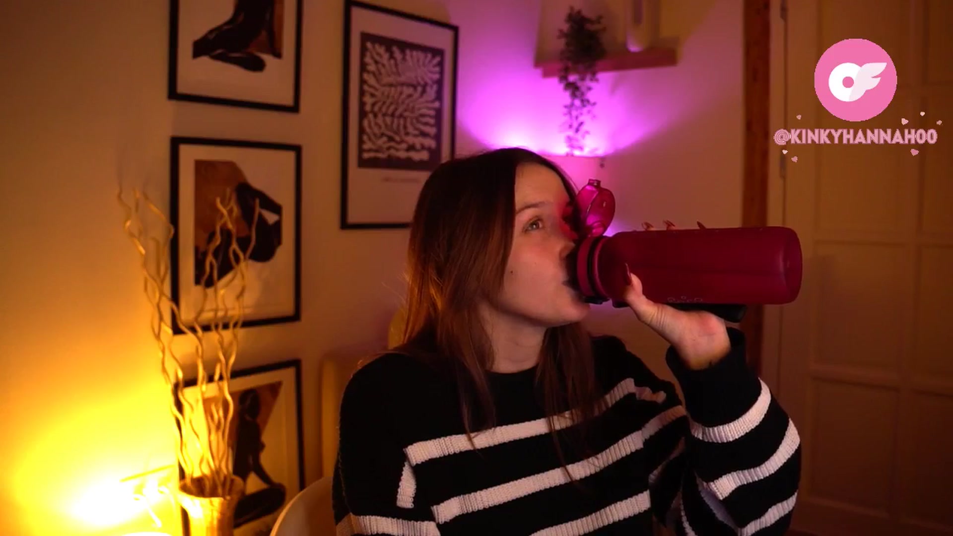 Gallery image thumbnail from sweetpulse_'s myfreecams stream on, 10/25/2024, 08:32 image 14 of 20