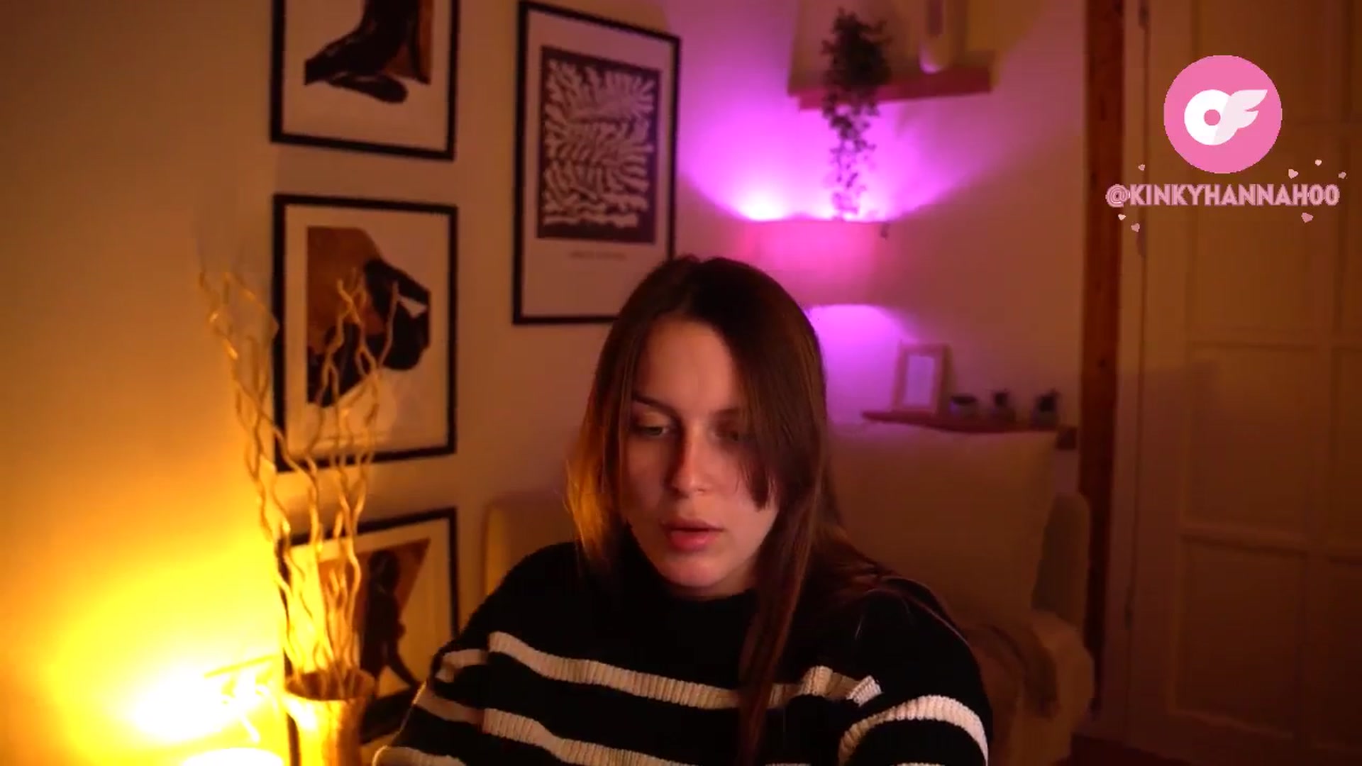 Gallery image thumbnail from sweetpulse_'s myfreecams stream on, 10/25/2024, 08:32 image 17 of 20