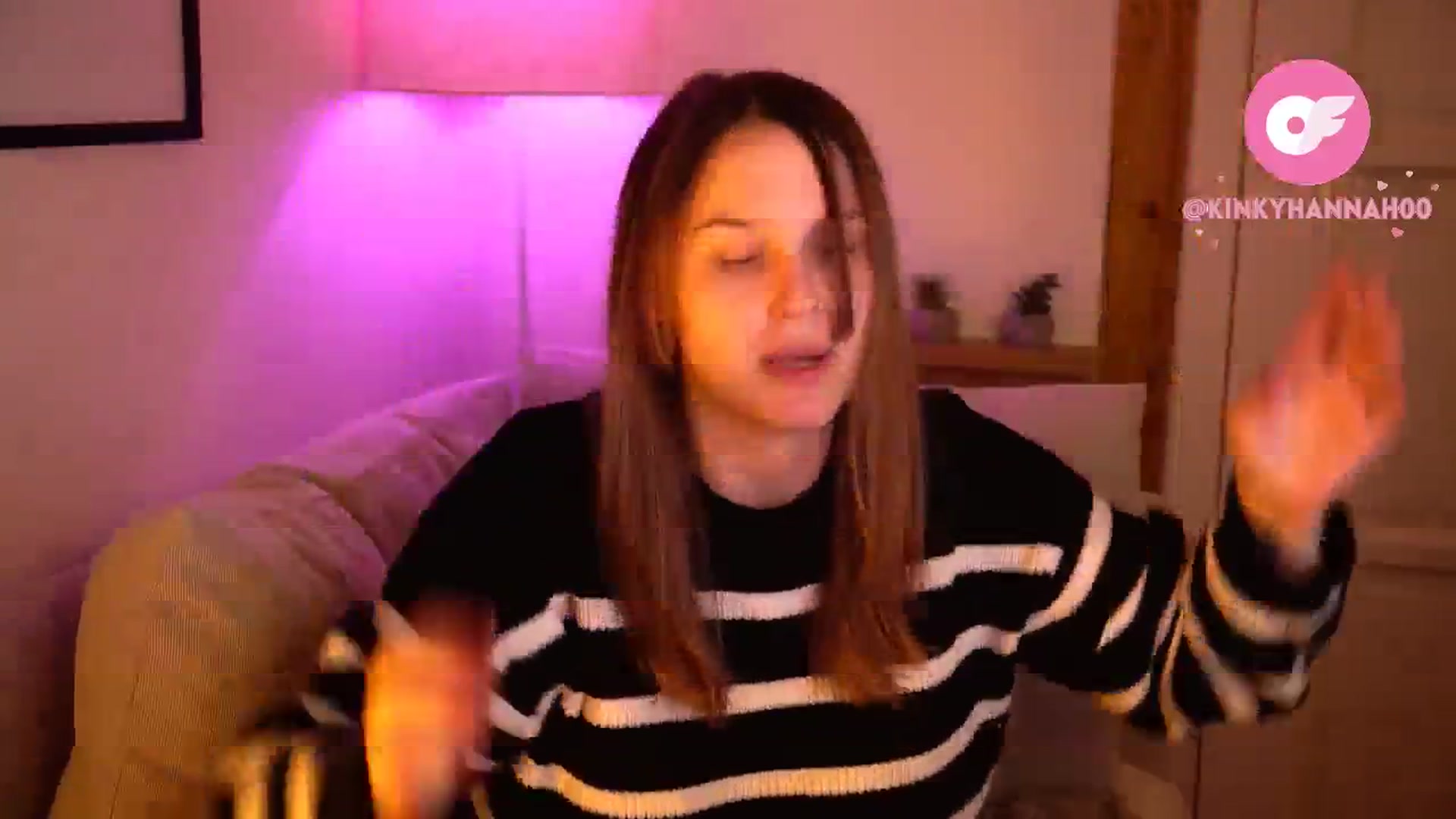 Gallery image thumbnail from sweetpulse_'s myfreecams stream on, 10/25/2024, 09:23 image 20 of 20