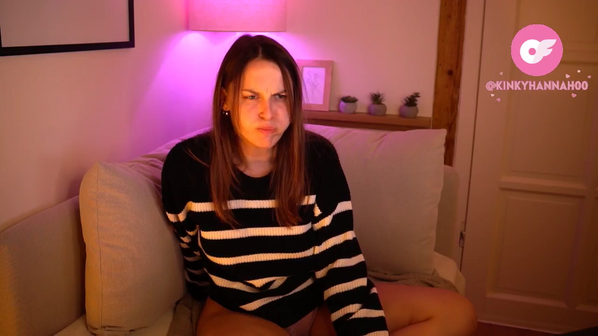 Gallery image thumbnail from sweetpulse_'s myfreecams stream on, 10/25/2024, 09:23 image 5 of 20