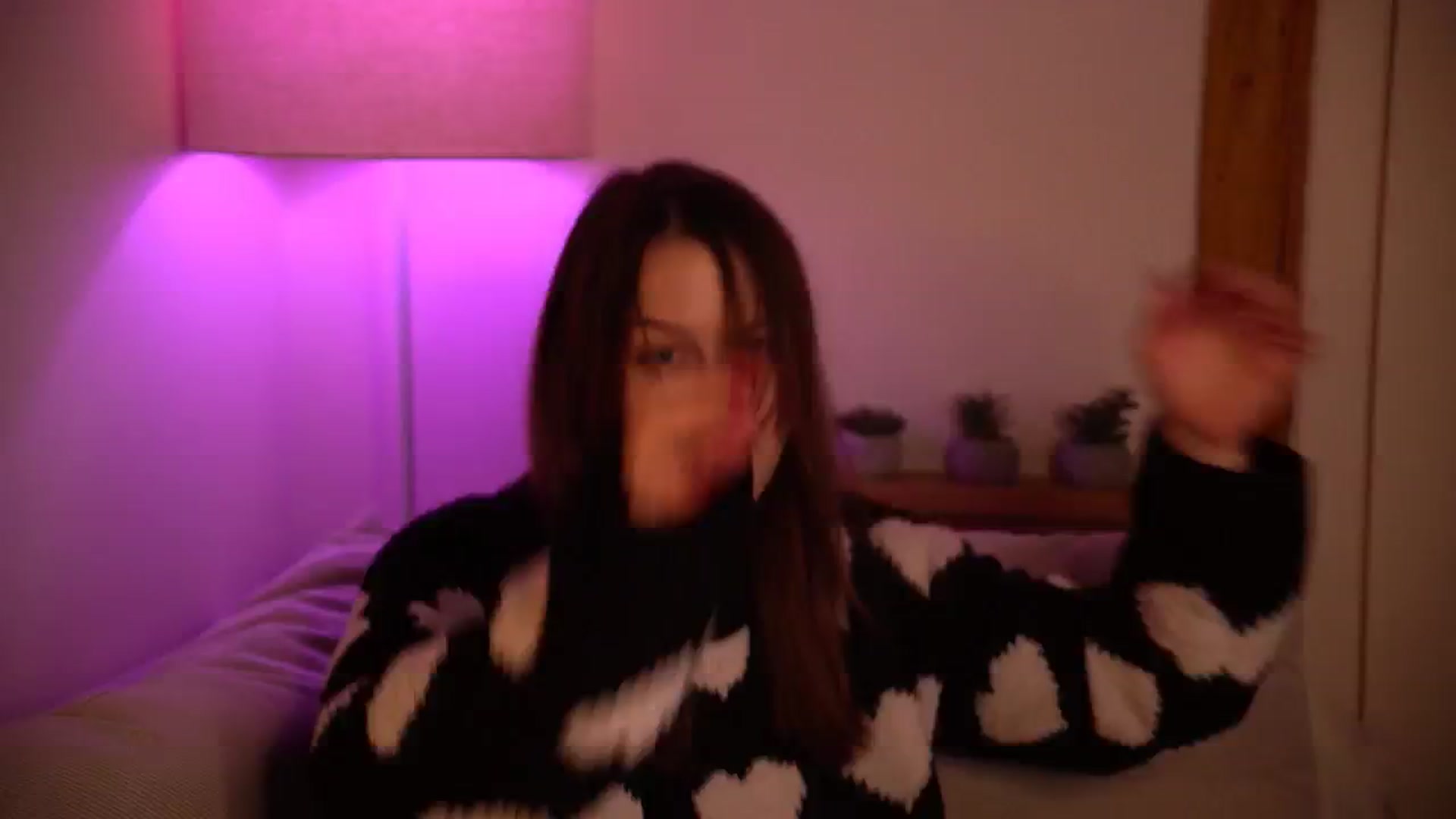 Gallery image thumbnail from sweetpulse_'s myfreecams stream on, 10/26/2024, 07:57 image 1 of 20