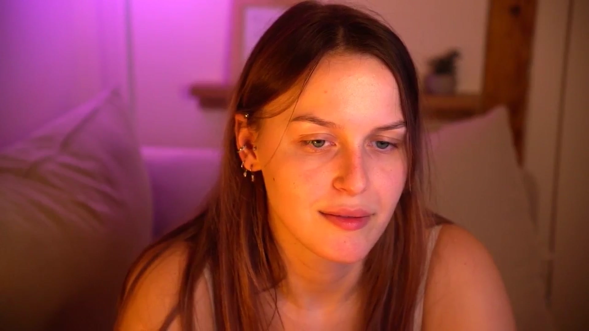 Gallery image thumbnail from sweetpulse_'s myfreecams stream on, 10/27/2024, 11:03 image 12 of 20