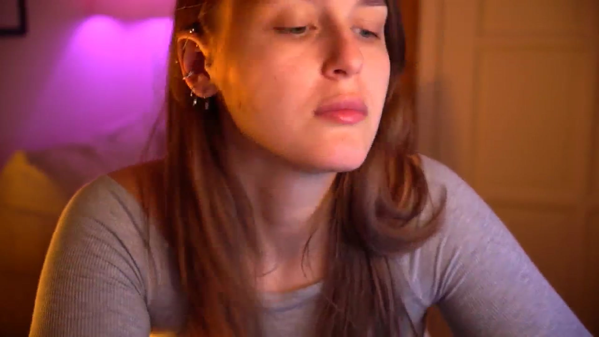 Gallery image thumbnail from sweetpulse_'s myfreecams stream on, 10/28/2024, 08:34 image 9 of 20