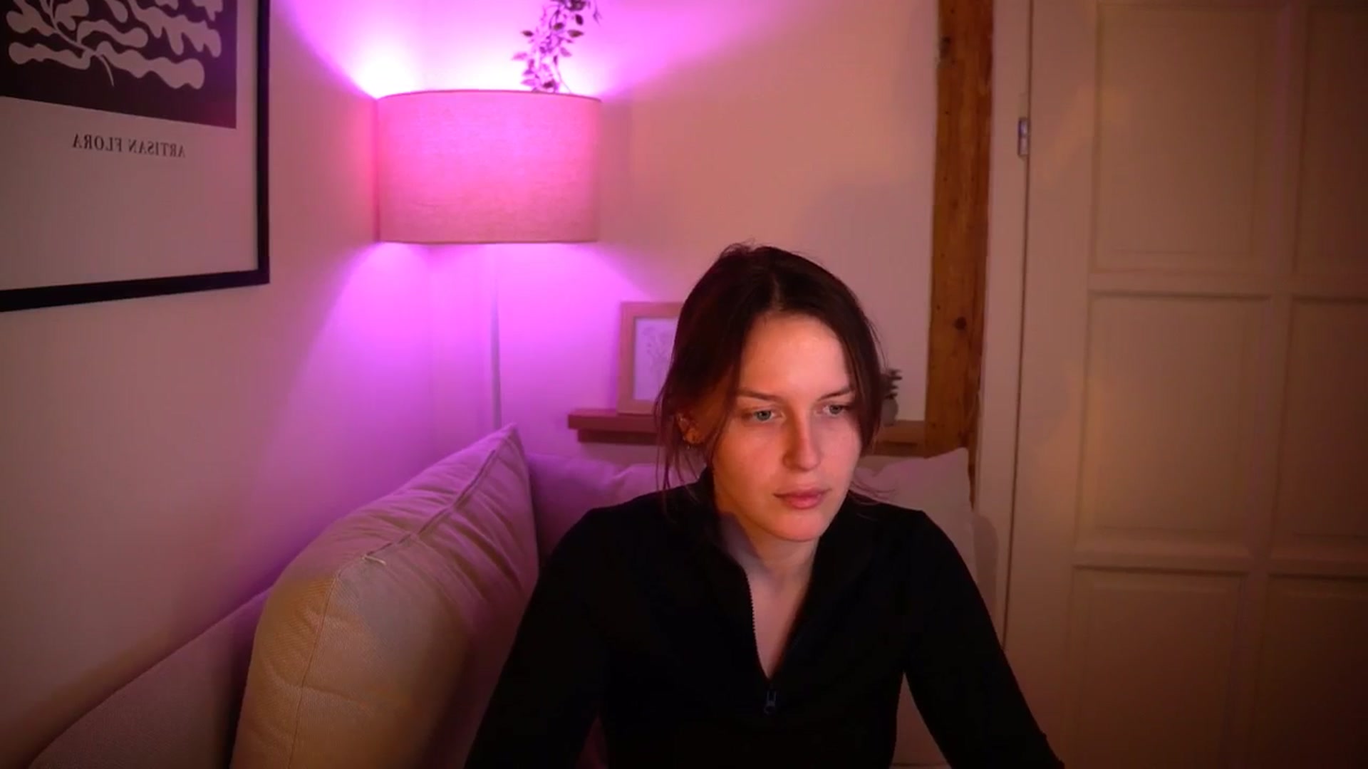Gallery image thumbnail from sweetpulse_'s myfreecams stream on, 10/29/2024, 09:04 image 6 of 20