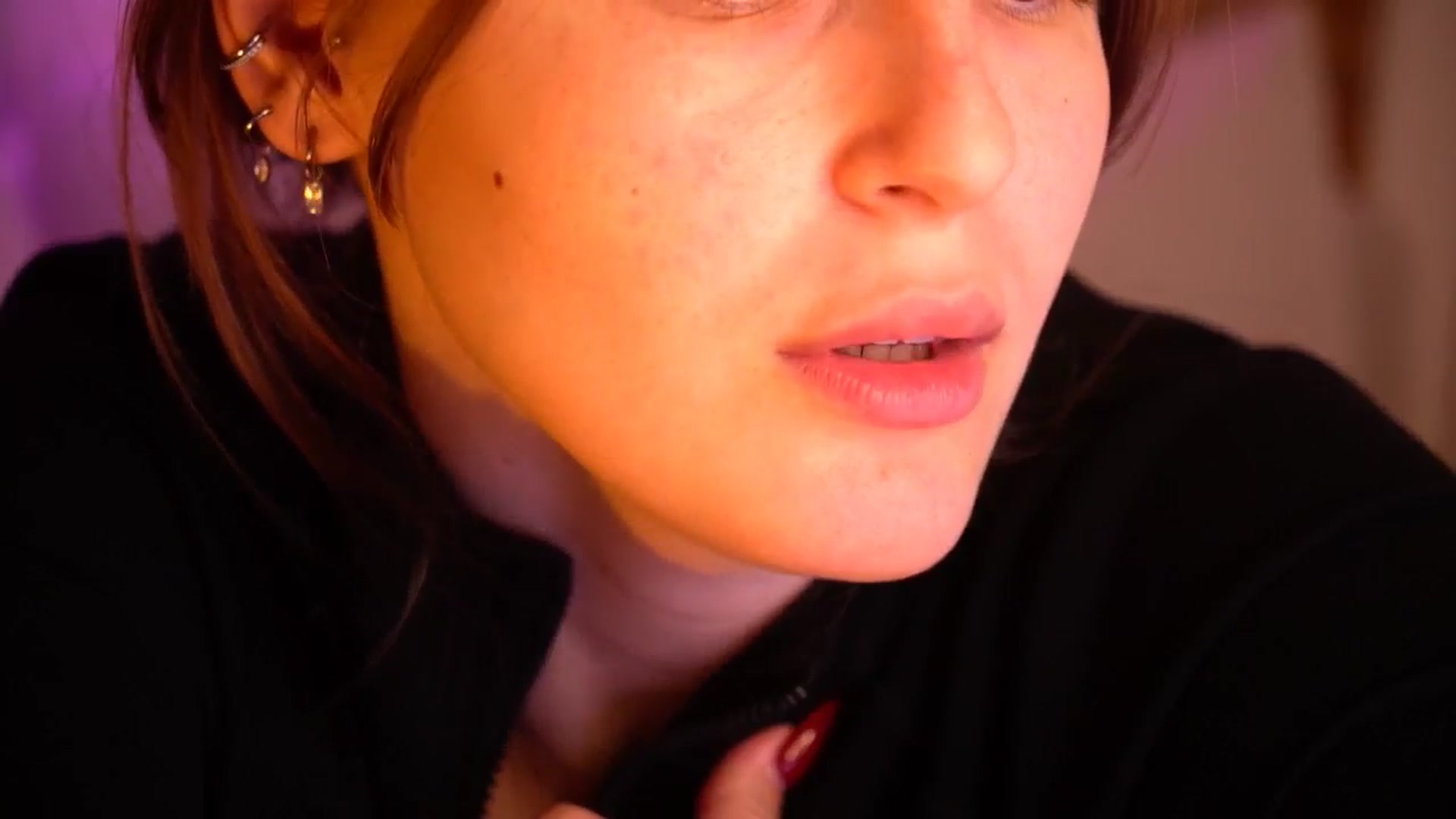 Gallery image thumbnail from sweetpulse_'s myfreecams stream on, 10/29/2024, 09:46 image 9 of 20