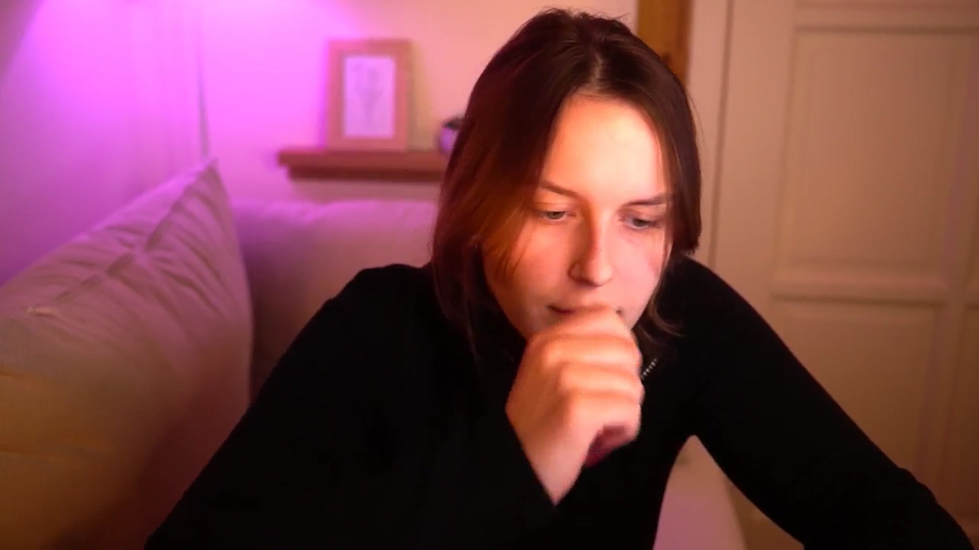 Gallery image thumbnail from sweetpulse_'s myfreecams stream on, 10/29/2024, 10:07 image 2 of 20