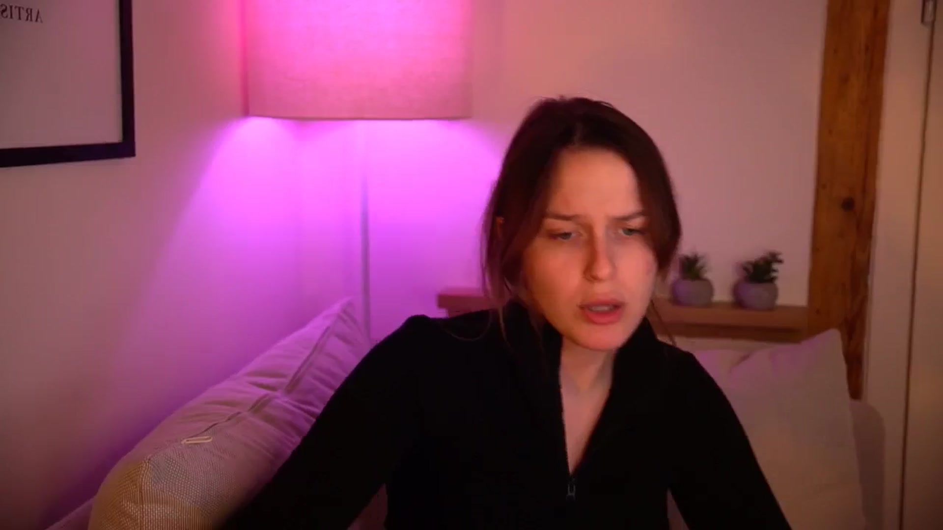 Gallery image thumbnail from sweetpulse_'s myfreecams stream on, 10/29/2024, 11:20 image 15 of 20