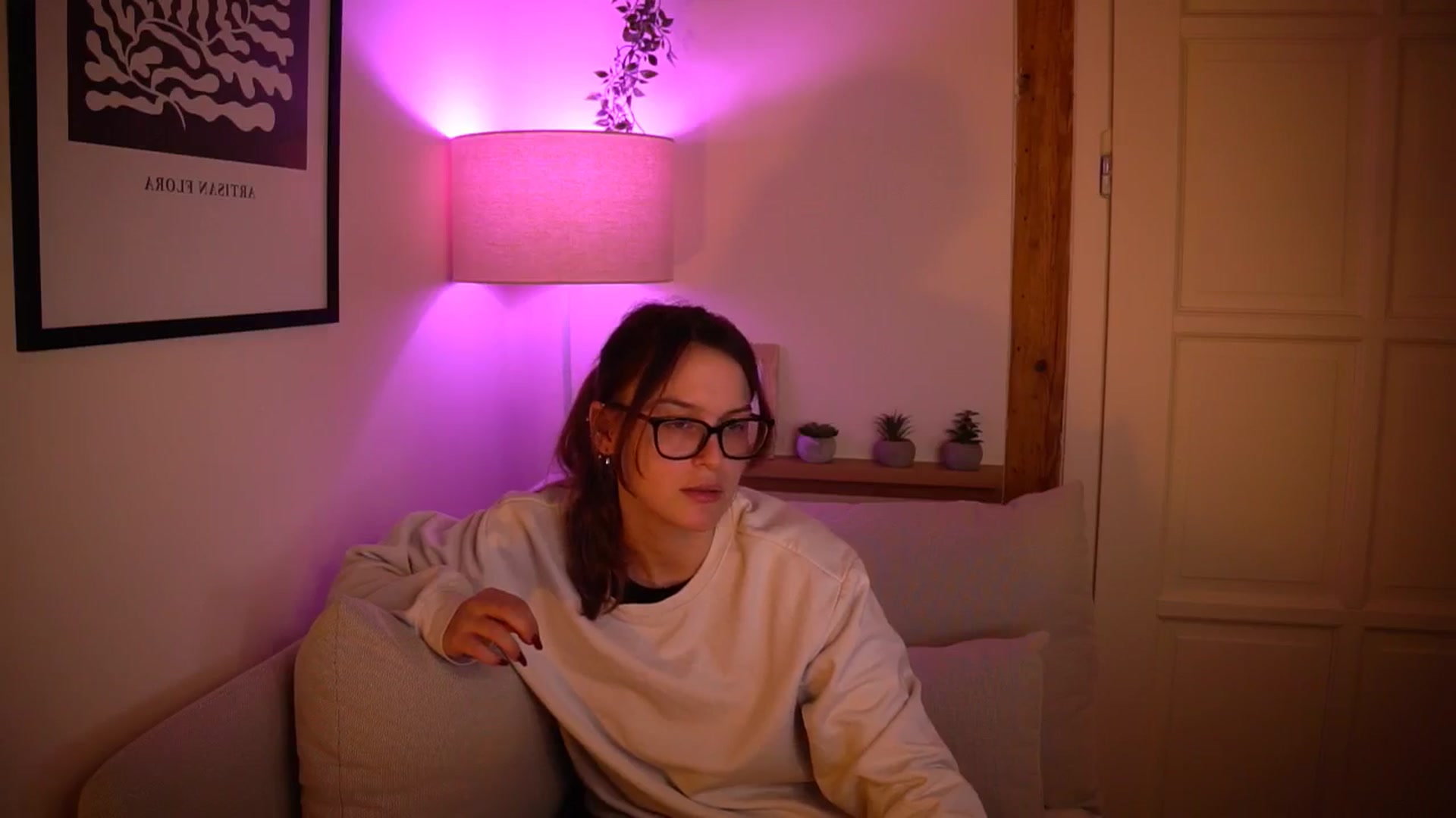 Gallery image thumbnail from sweetpulse_'s myfreecams stream on, 10/30/2024, 09:25 image 16 of 20