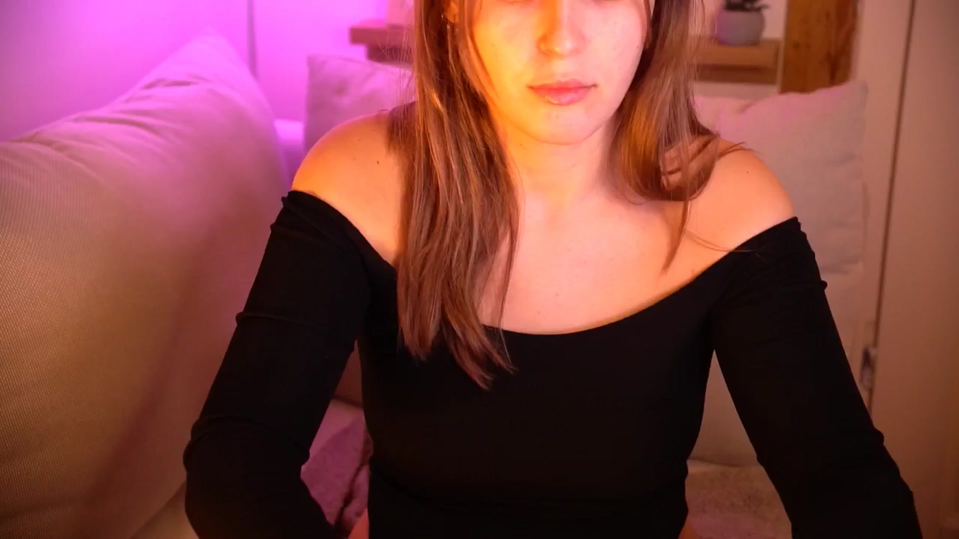 Gallery image thumbnail from sweetpulse_'s myfreecams stream on, 11/05/2024, 09:07 image 13 of 20