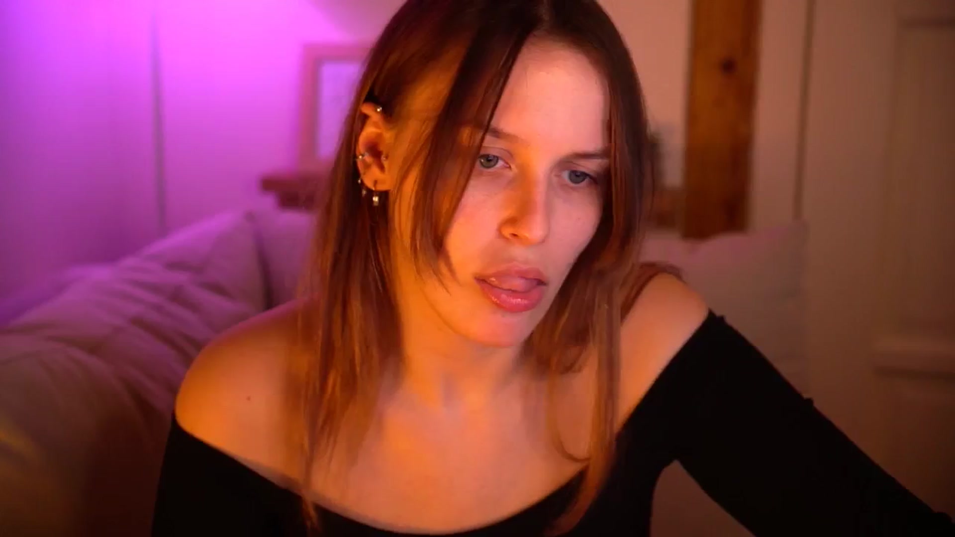Gallery image thumbnail from sweetpulse_'s myfreecams stream on, 11/05/2024, 09:07 image 8 of 20