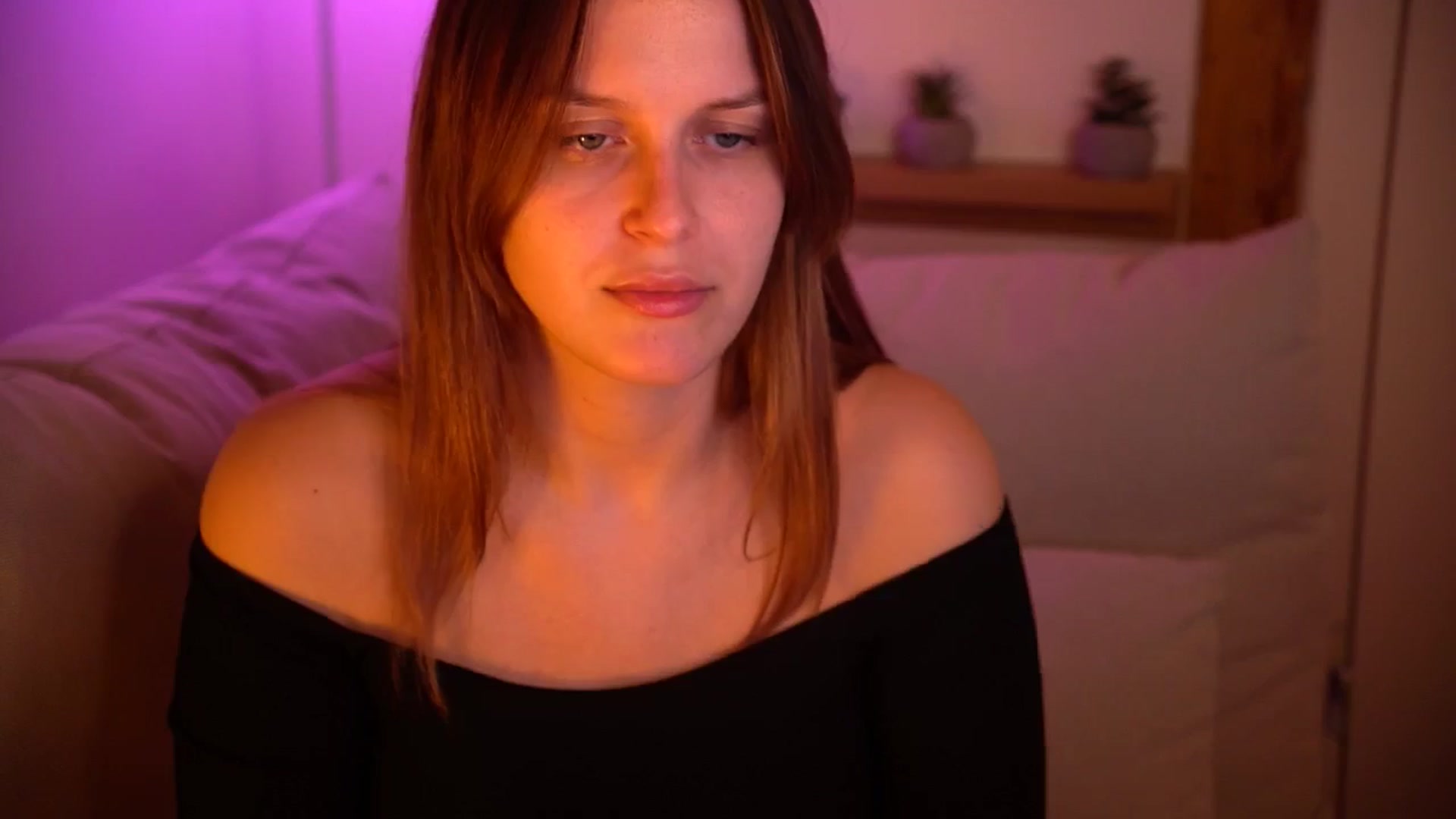 Gallery image thumbnail from sweetpulse_'s myfreecams stream on, 11/05/2024, 10:45 image 14 of 20