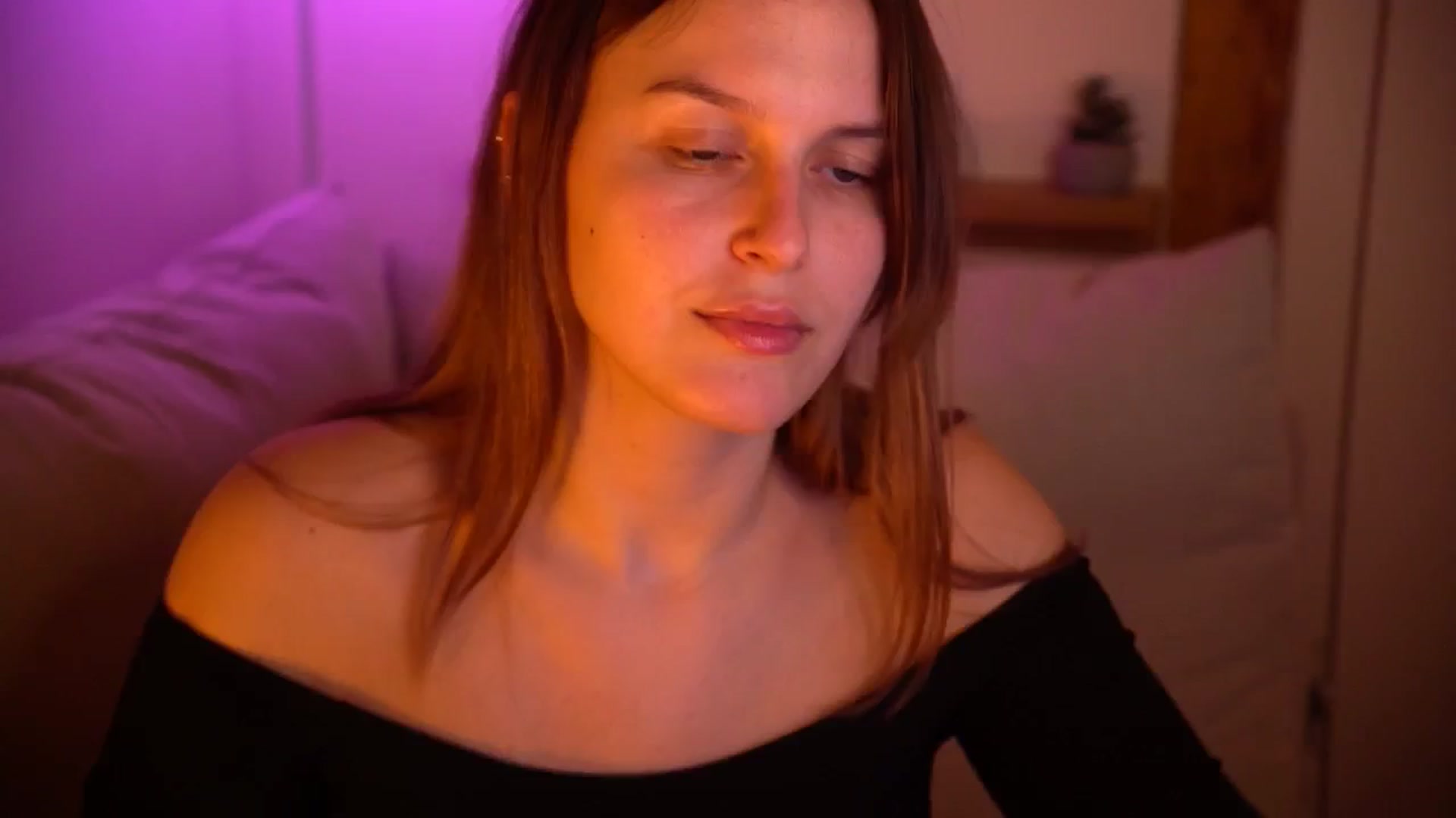 Gallery image thumbnail from sweetpulse_'s myfreecams stream on, 11/05/2024, 10:45 image 5 of 20