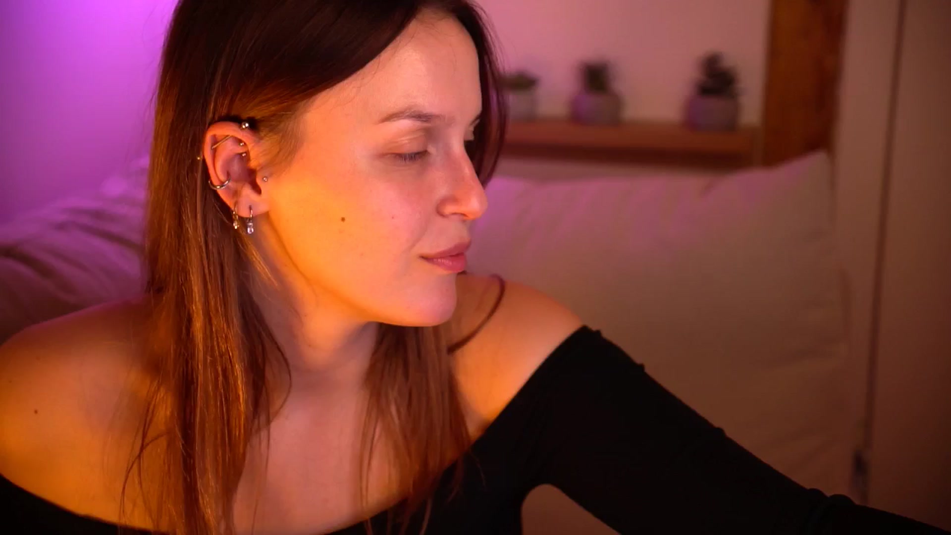 Gallery image thumbnail from sweetpulse_'s myfreecams stream on, 11/05/2024, 10:45 image 1 of 20