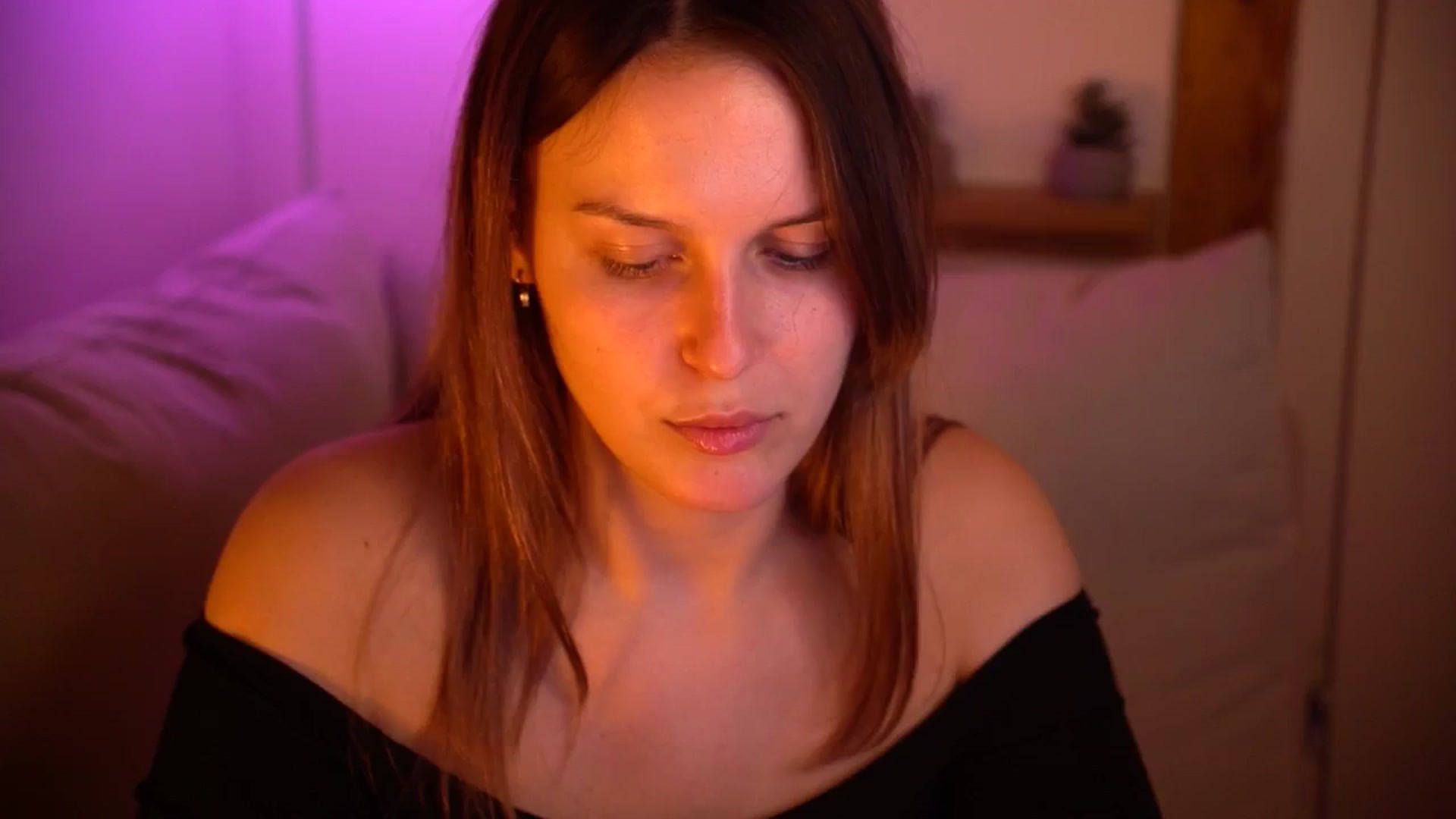 Gallery image thumbnail from sweetpulse_'s myfreecams stream on, 11/05/2024, 10:45 image 6 of 20