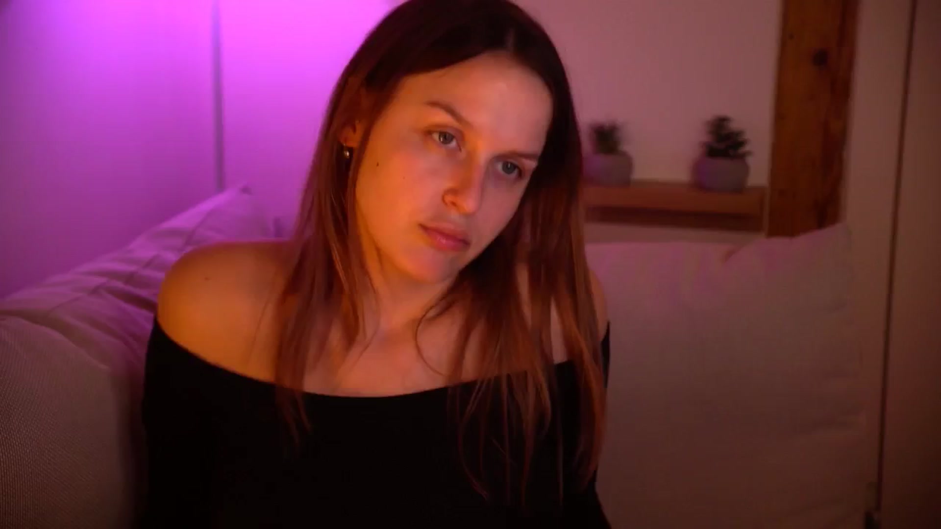 Gallery image thumbnail from sweetpulse_'s myfreecams stream on, 11/05/2024, 10:45 image 7 of 20