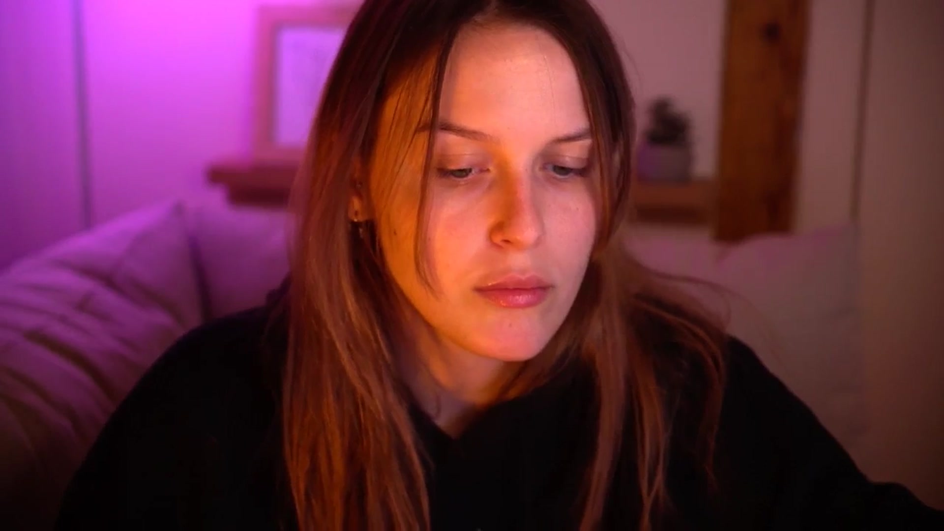 Gallery image thumbnail from sweetpulse_'s myfreecams stream on, 11/06/2024, 11:40 image 5 of 20