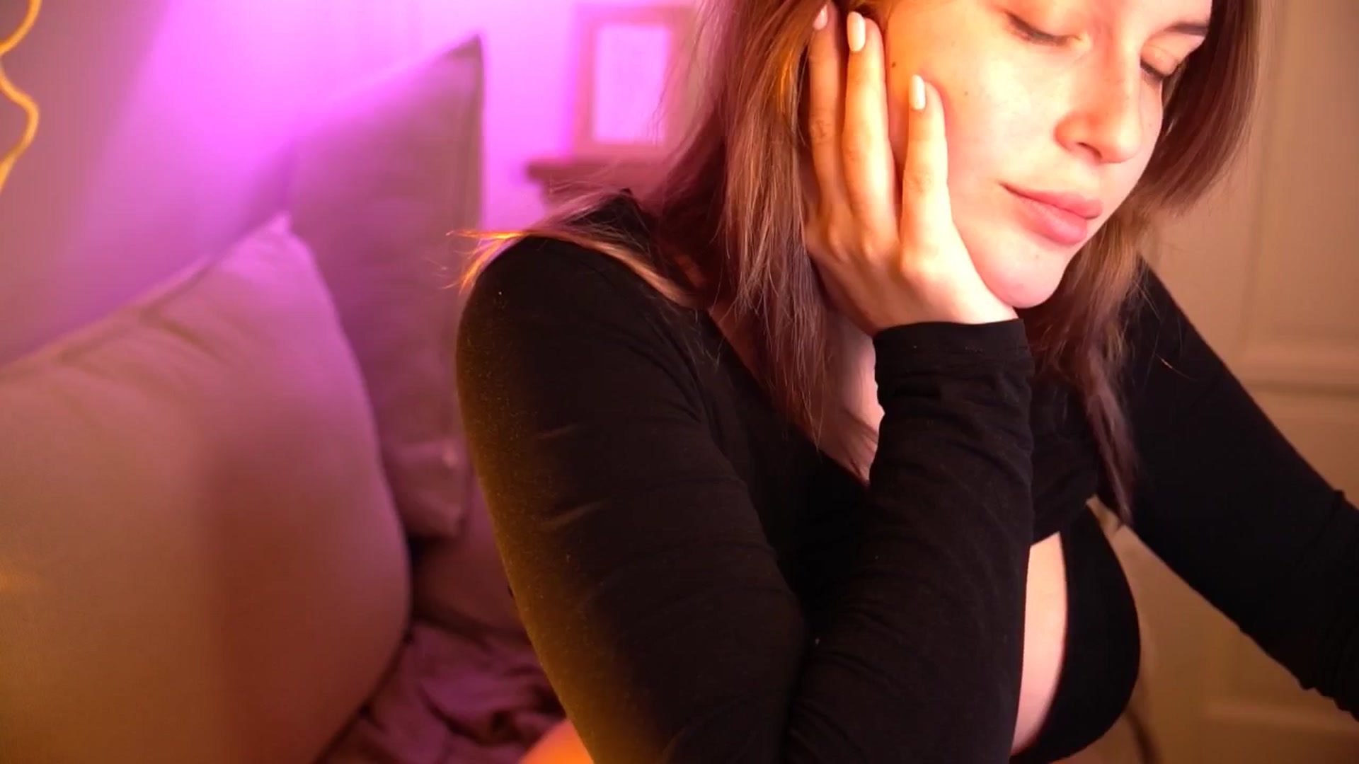 Gallery image thumbnail from sweetpulse_'s myfreecams stream on, 11/11/2024, 09:44 image 1 of 20