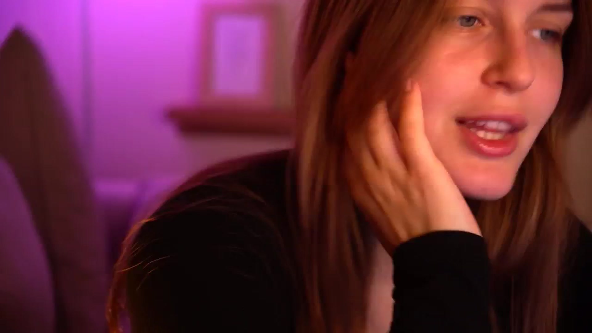 Gallery image thumbnail from sweetpulse_'s myfreecams stream on, 11/11/2024, 09:44 image 9 of 20
