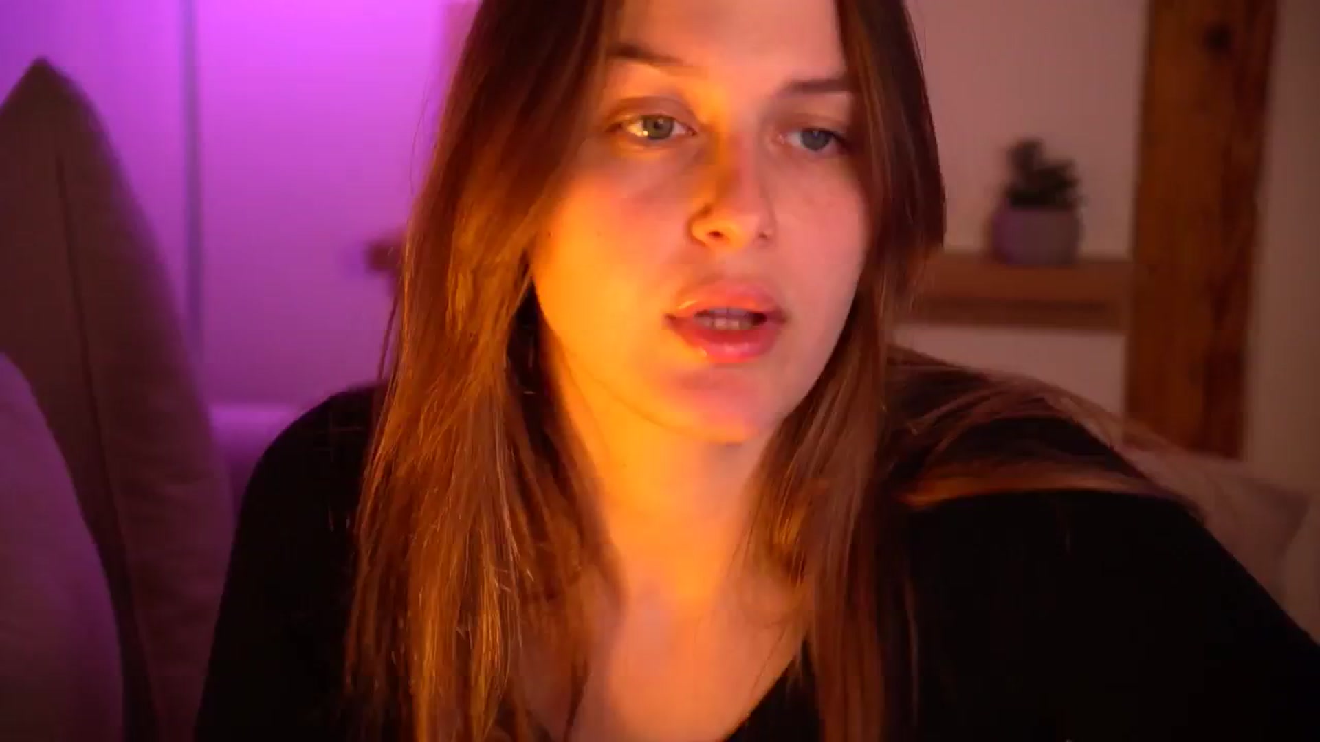 Gallery image thumbnail from sweetpulse_'s myfreecams stream on, 11/11/2024, 09:44 image 8 of 20