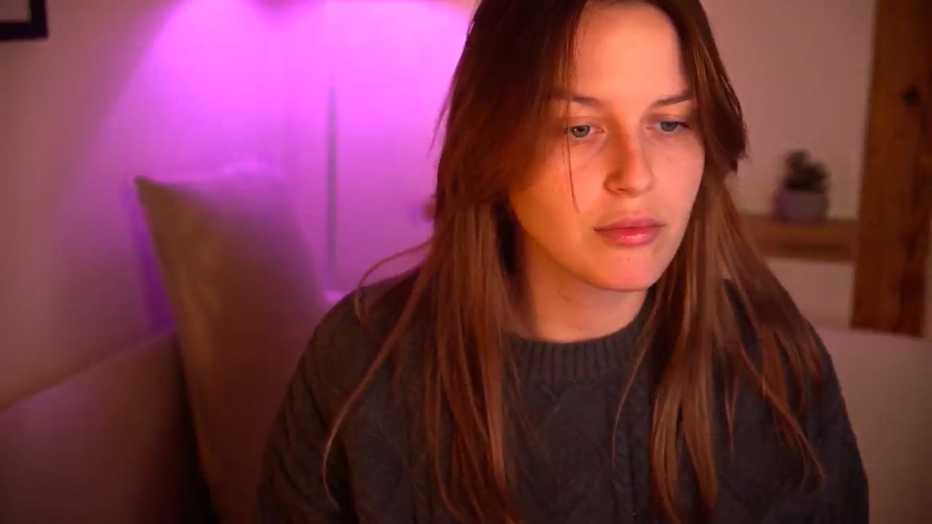 Gallery image thumbnail from sweetpulse_'s myfreecams stream on, 11/14/2024, 10:07 image 7 of 20