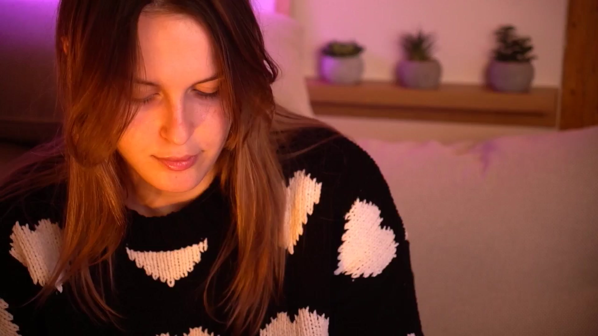 Gallery image thumbnail from sweetpulse_'s myfreecams stream on, 11/15/2024, 11:04 image 18 of 20