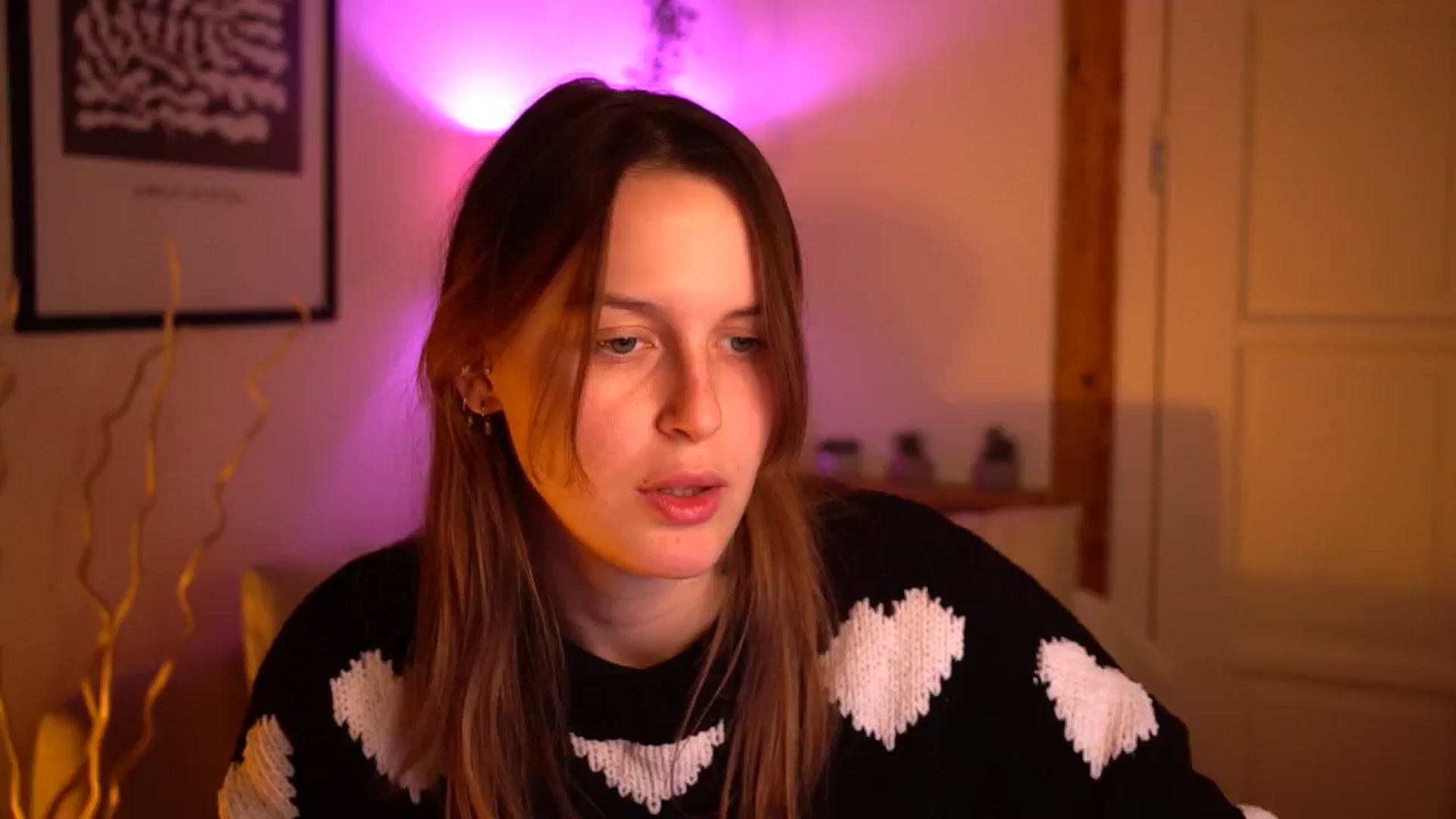 Gallery image thumbnail from sweetpulse_'s myfreecams stream on, 11/15/2024, 11:04 image 6 of 20