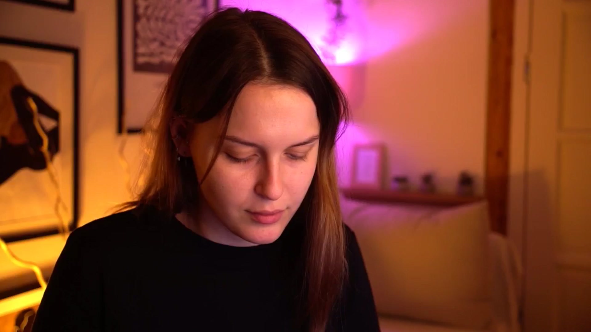 Gallery image thumbnail from sweetpulse_'s myfreecams stream on, 11/18/2024, 10:06 image 18 of 20