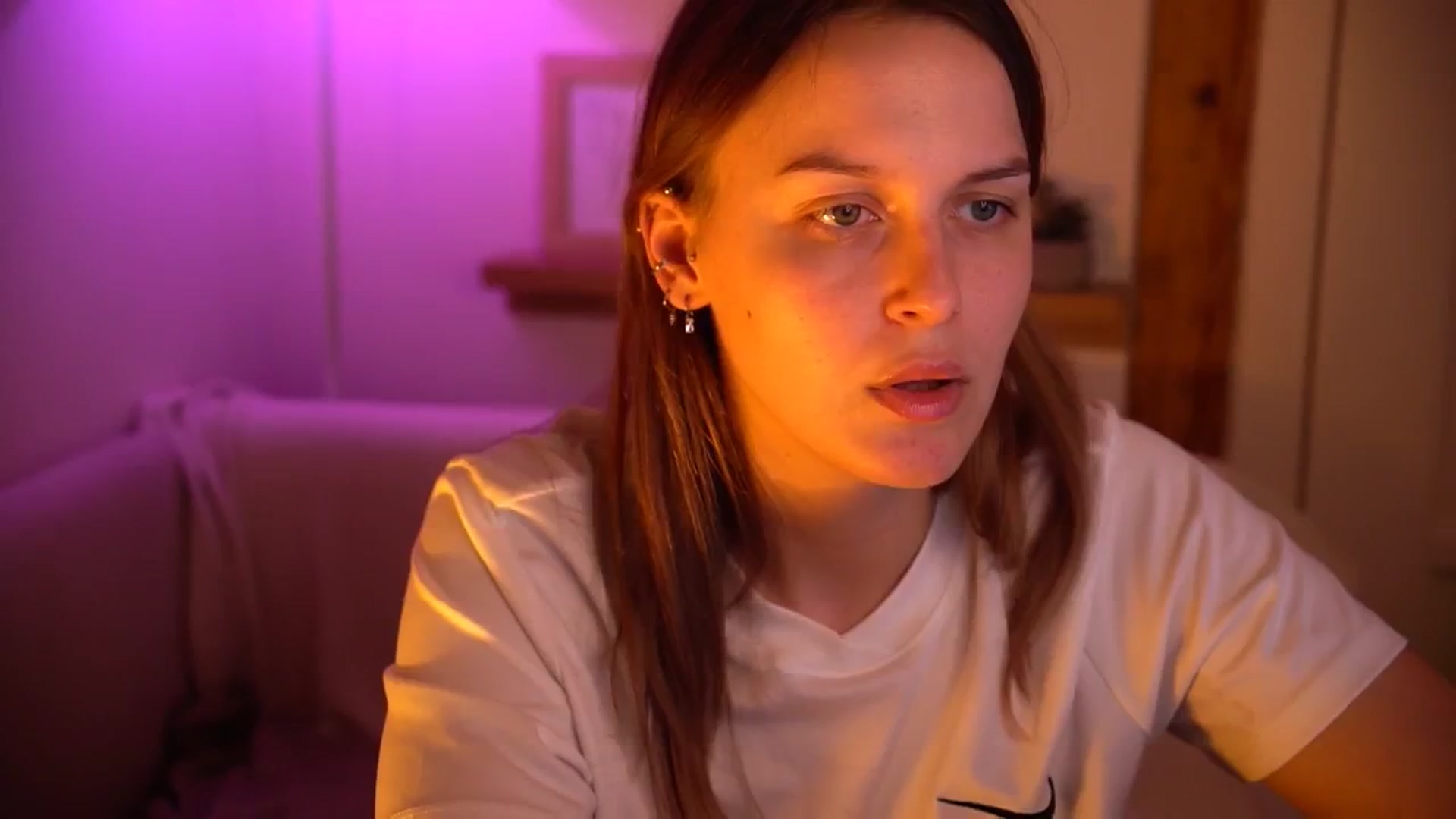 Gallery image thumbnail from sweetpulse_'s myfreecams stream on, 11/18/2024, 13:45 image 14 of 20