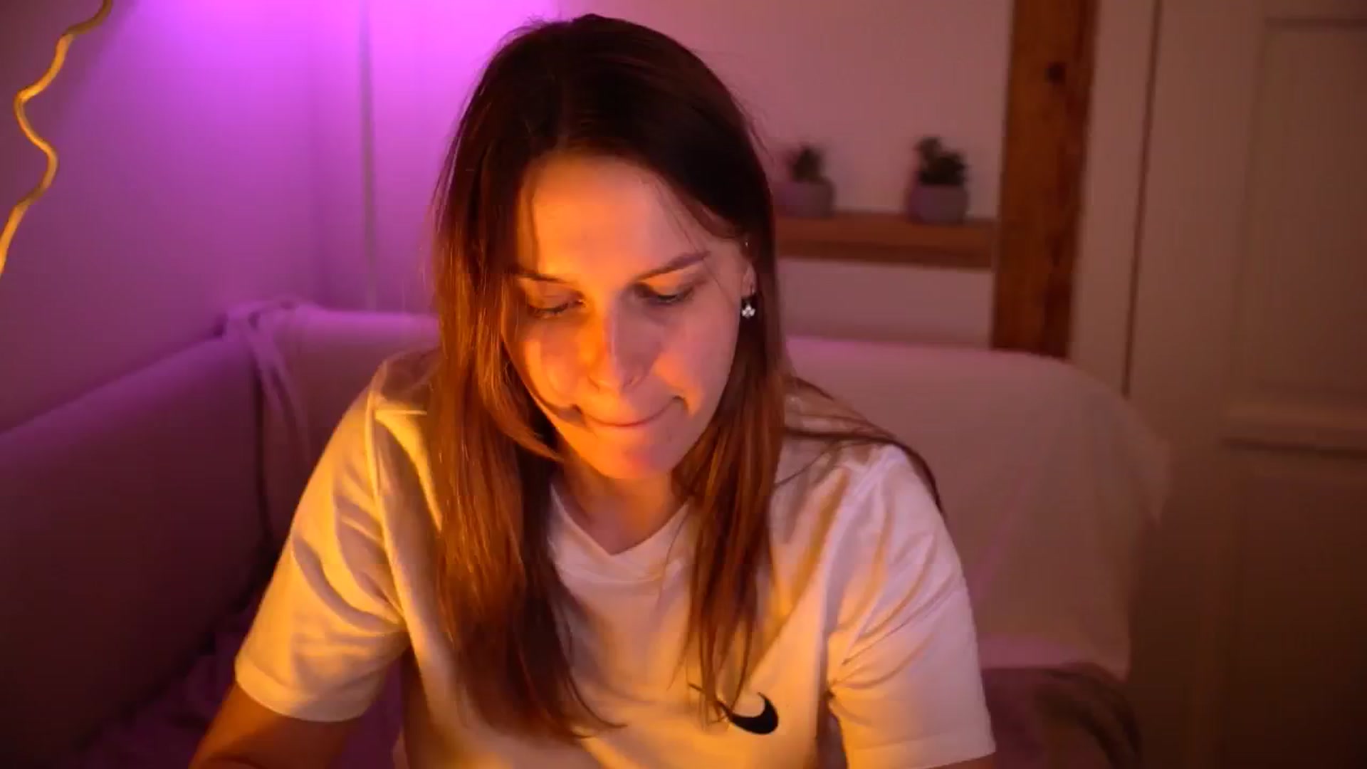 Gallery image thumbnail from sweetpulse_'s myfreecams stream on, 11/18/2024, 14:22 image 2 of 20