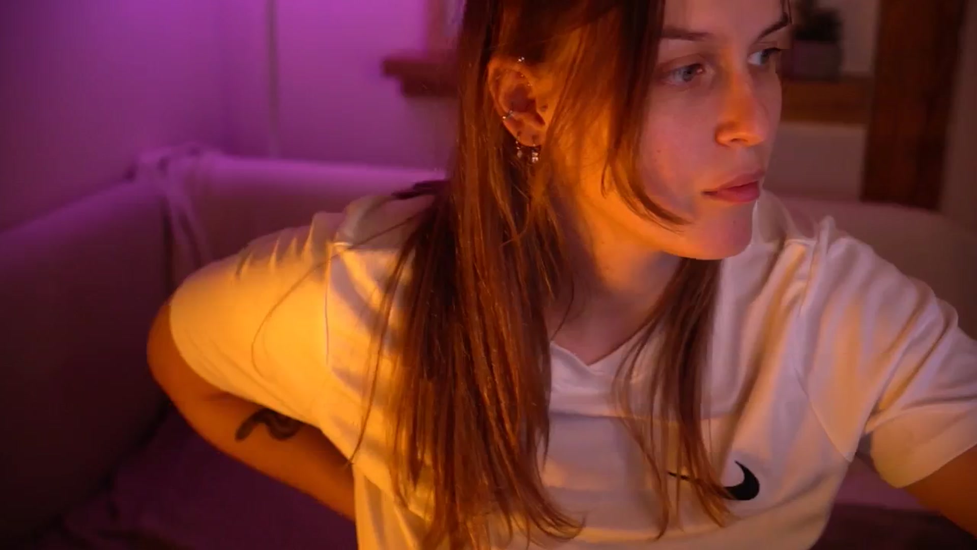Gallery image thumbnail from sweetpulse_'s myfreecams stream on, 11/18/2024, 14:22 image 13 of 20