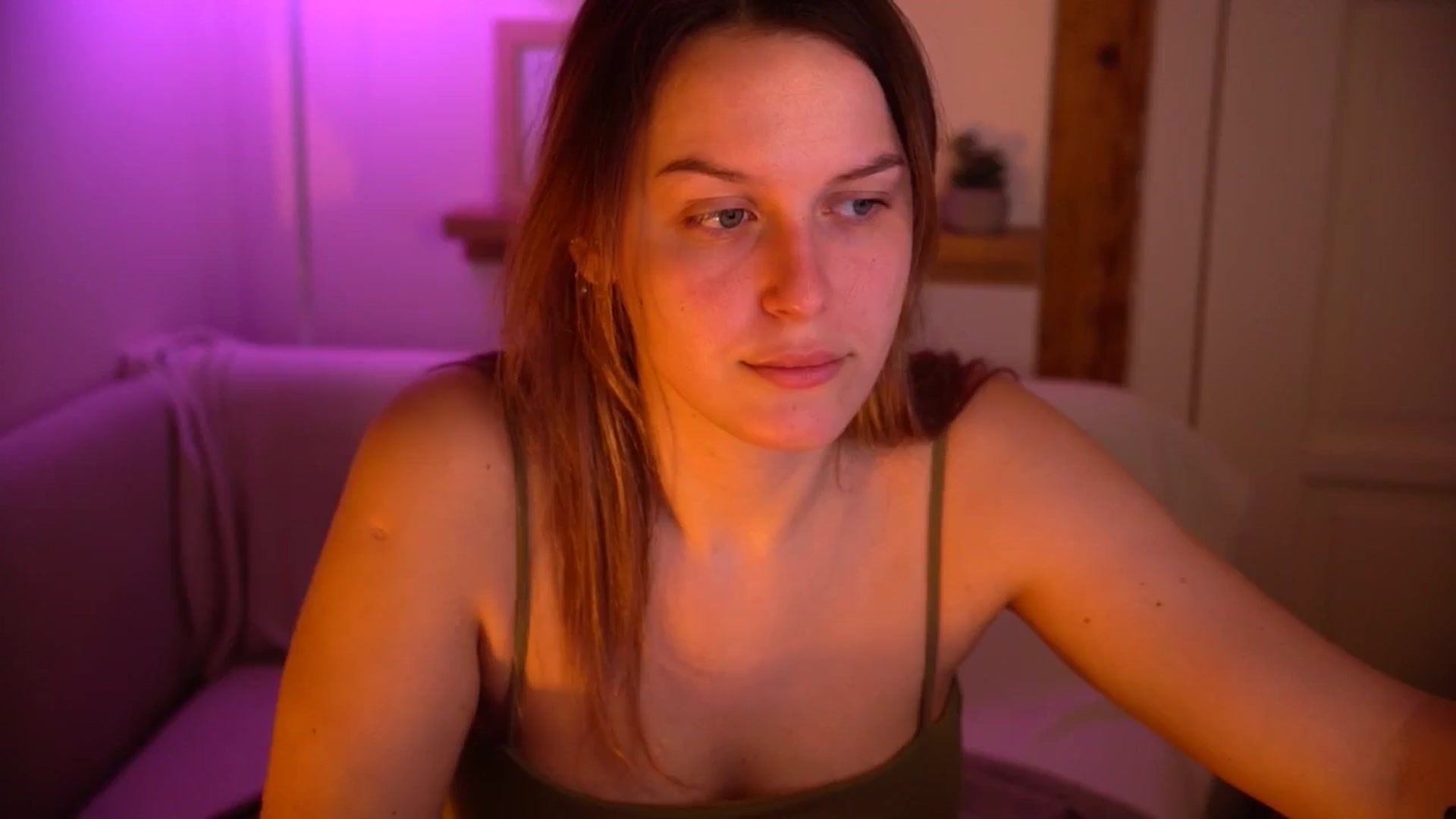 Gallery image thumbnail from sweetpulse_'s myfreecams stream on, 11/19/2024, 11:28 image 20 of 20
