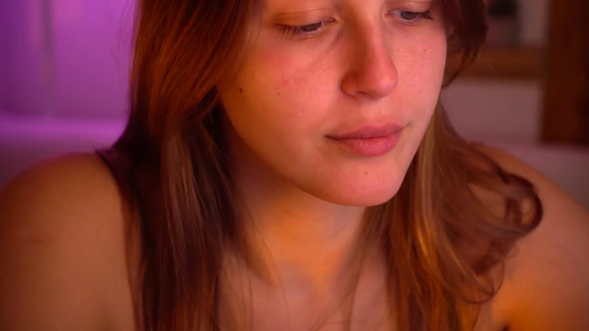 Gallery image thumbnail from sweetpulse_'s myfreecams stream on, 11/19/2024, 12:08 image 2 of 20