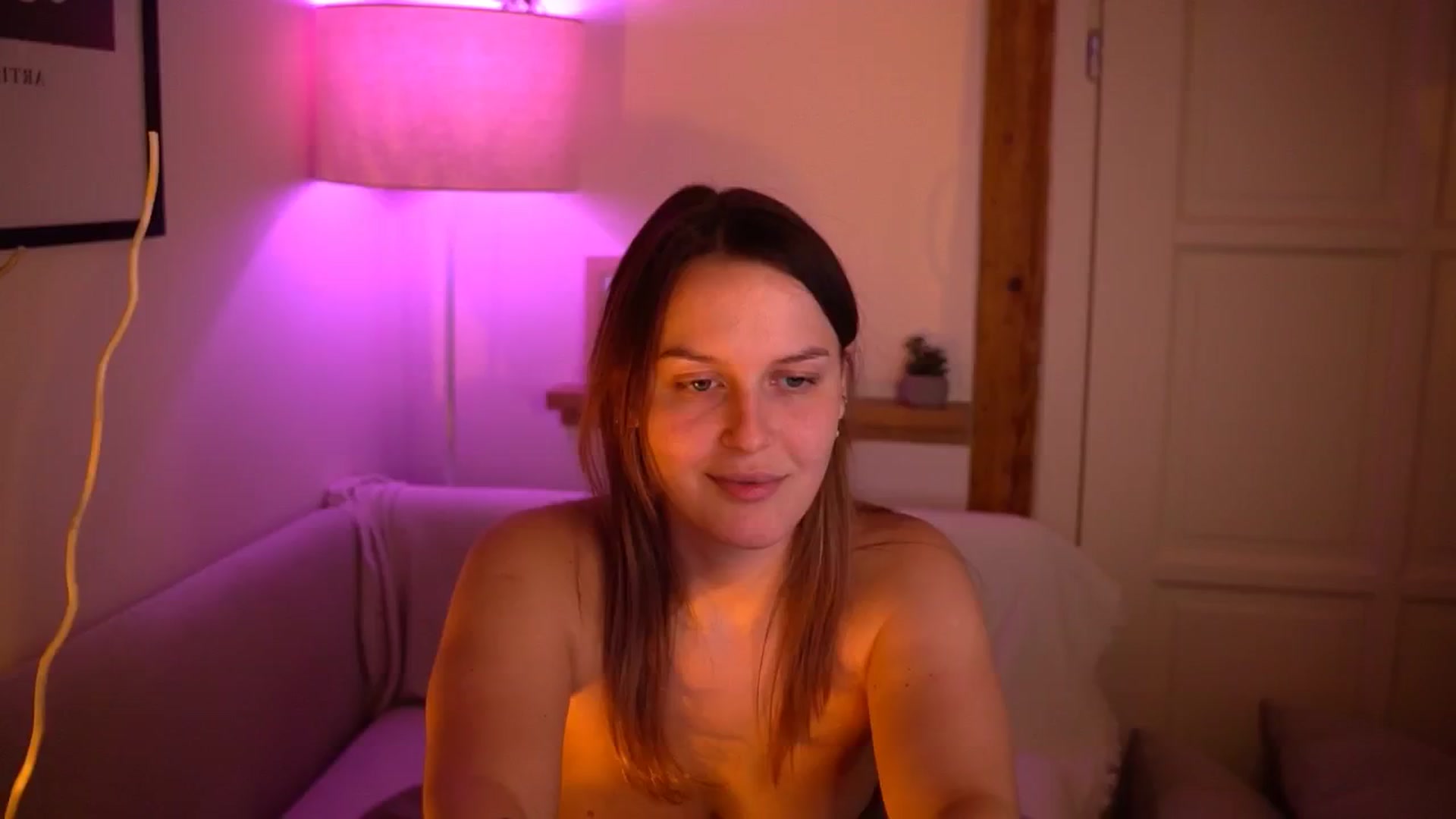 Gallery image thumbnail from sweetpulse_'s myfreecams stream on, 11/19/2024, 12:36 image 18 of 20