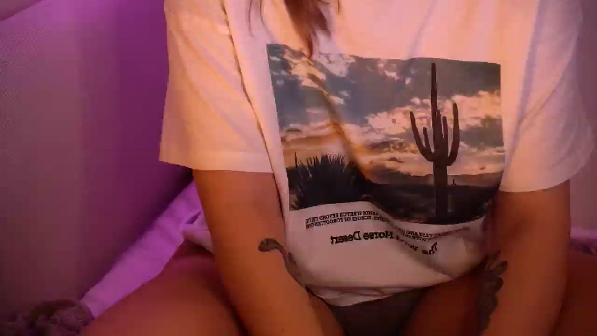 Gallery image thumbnail from sweetpulse_'s myfreecams stream on, 11/23/2024, 10:20 image 5 of 20