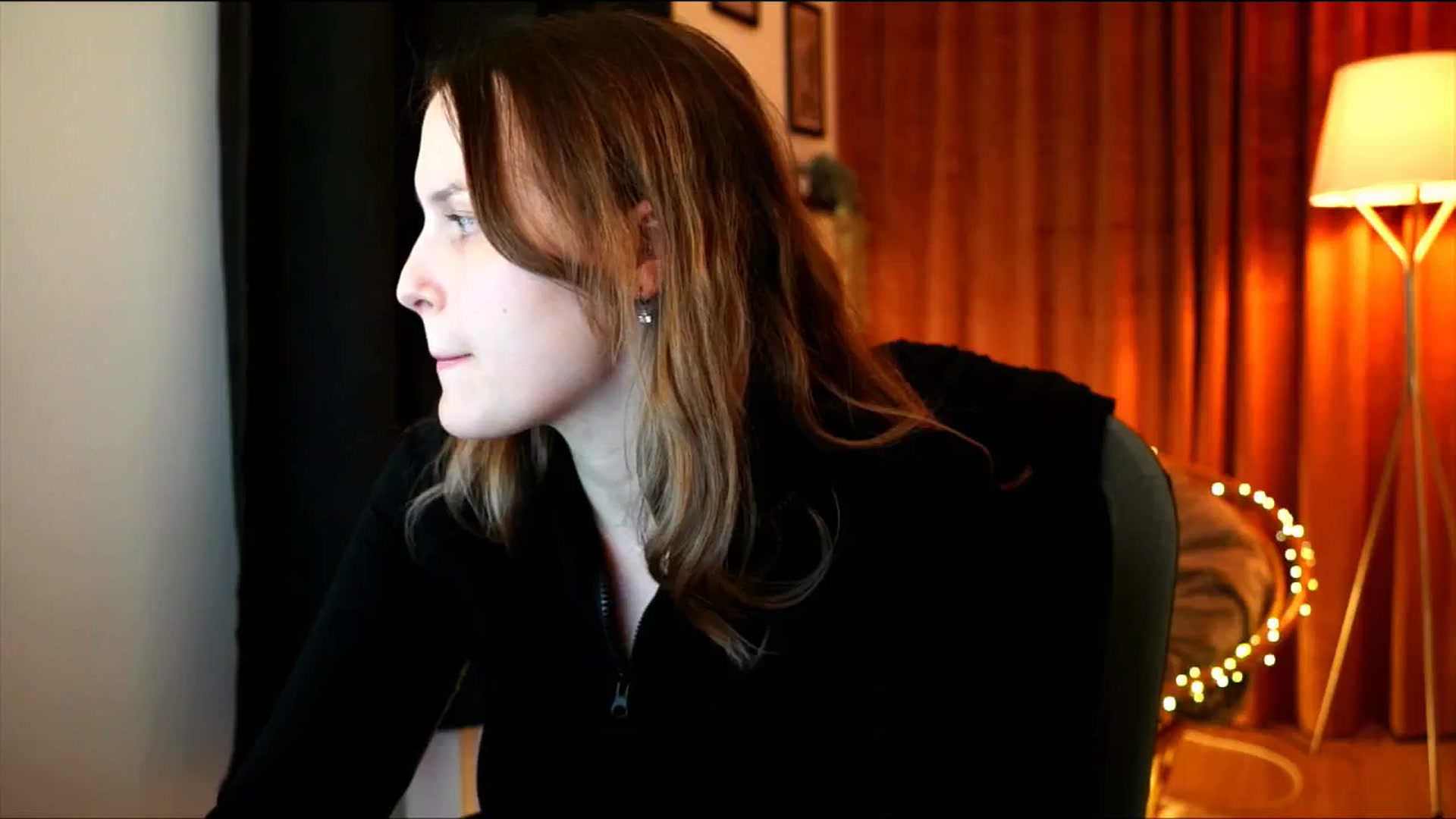 Gallery image thumbnail from sweetpulse_'s myfreecams stream on, 11/24/2024, 18:13 image 18 of 20