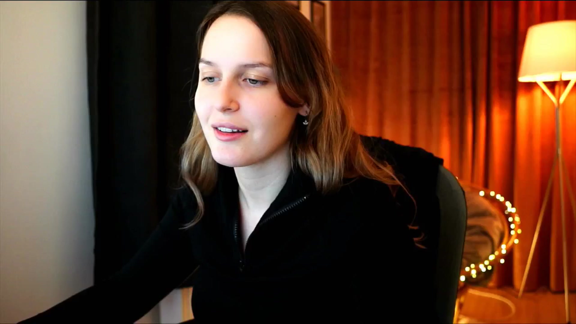 Gallery image thumbnail from sweetpulse_'s myfreecams stream on, 11/24/2024, 18:13 image 16 of 20